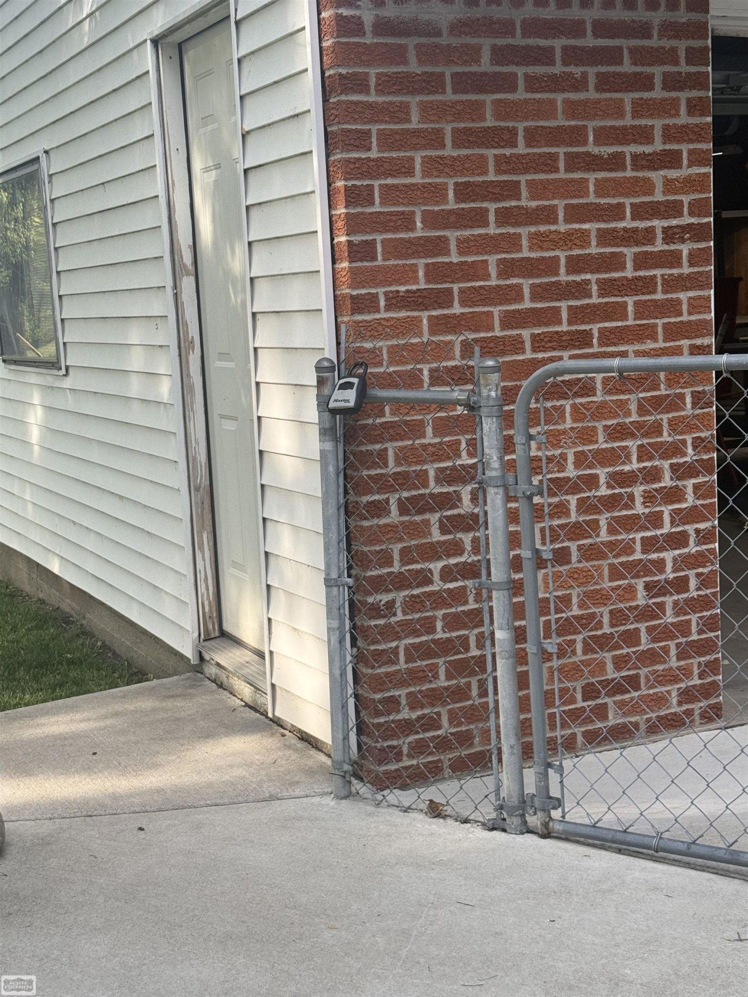 26093 La Salle Ct. Street, Roseville, MI 48066 — Photo 18