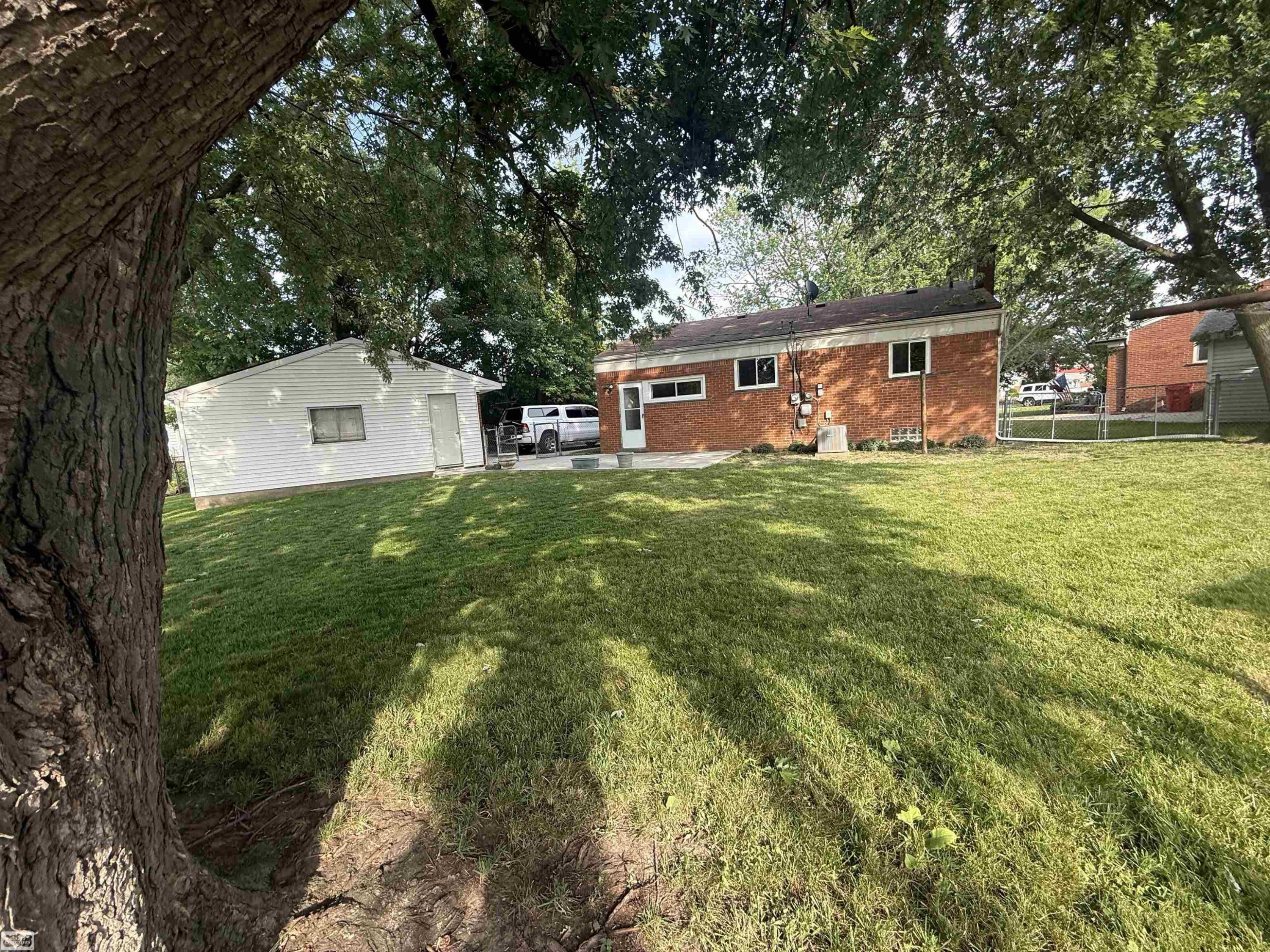 26093 La Salle Ct. Street, Roseville, MI 48066 — Photo 25