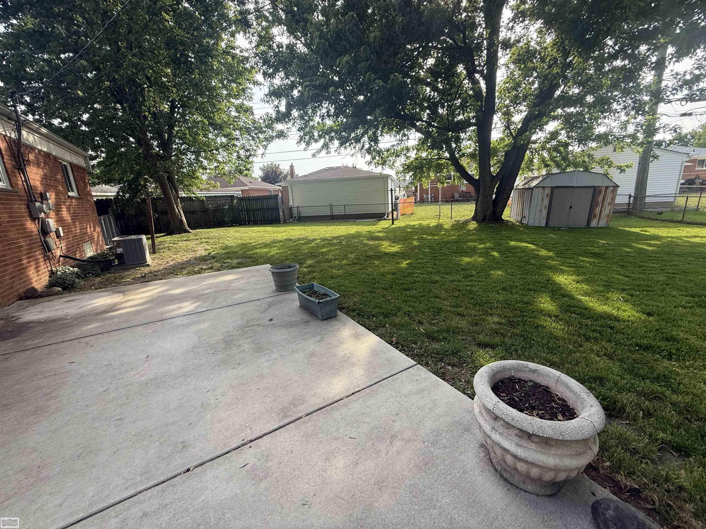 26093 La Salle Ct. Street, Roseville, MI 48066 — Photo 30