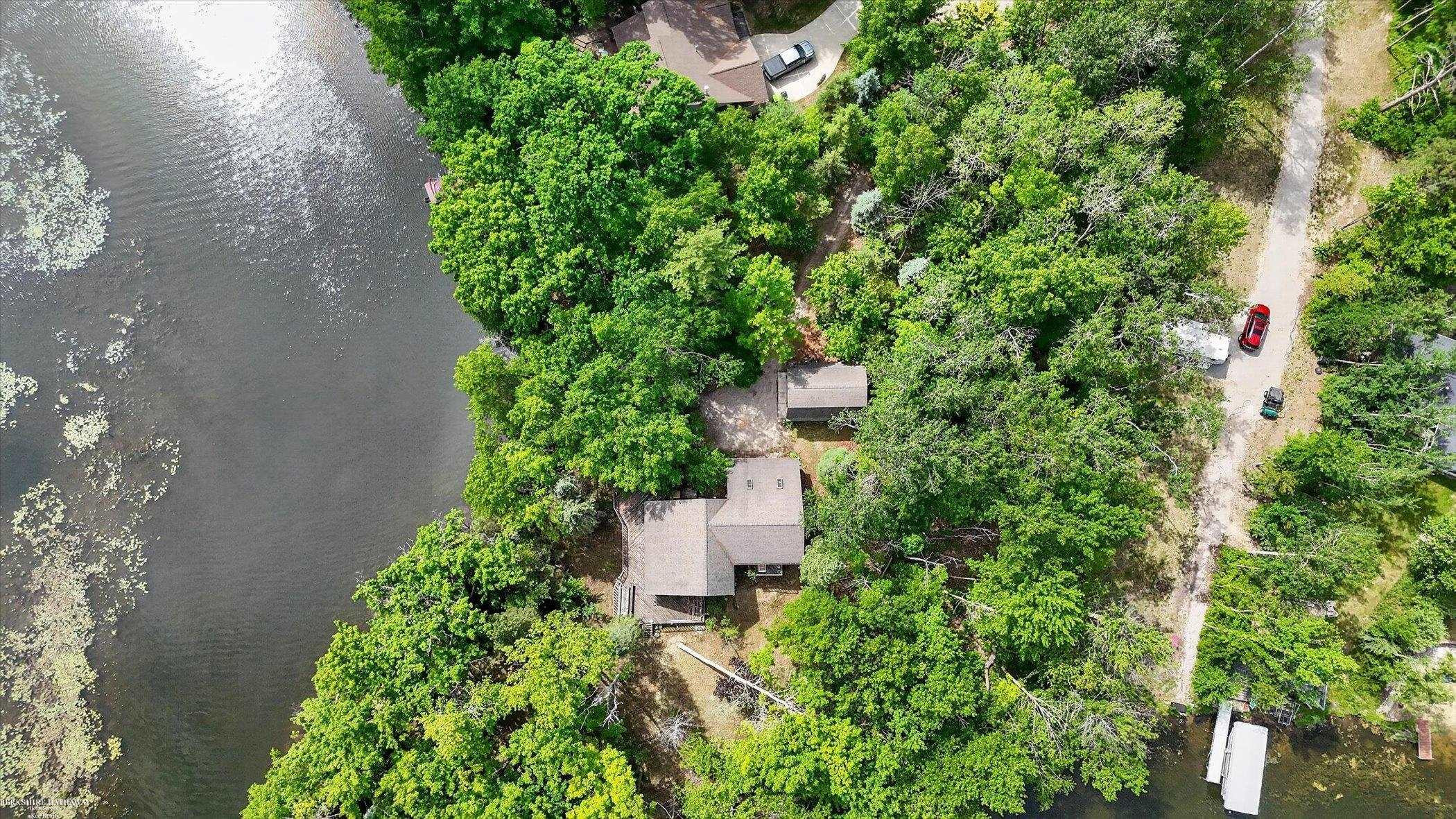 4412 Glasbury Court, Gladwin, MI 48624