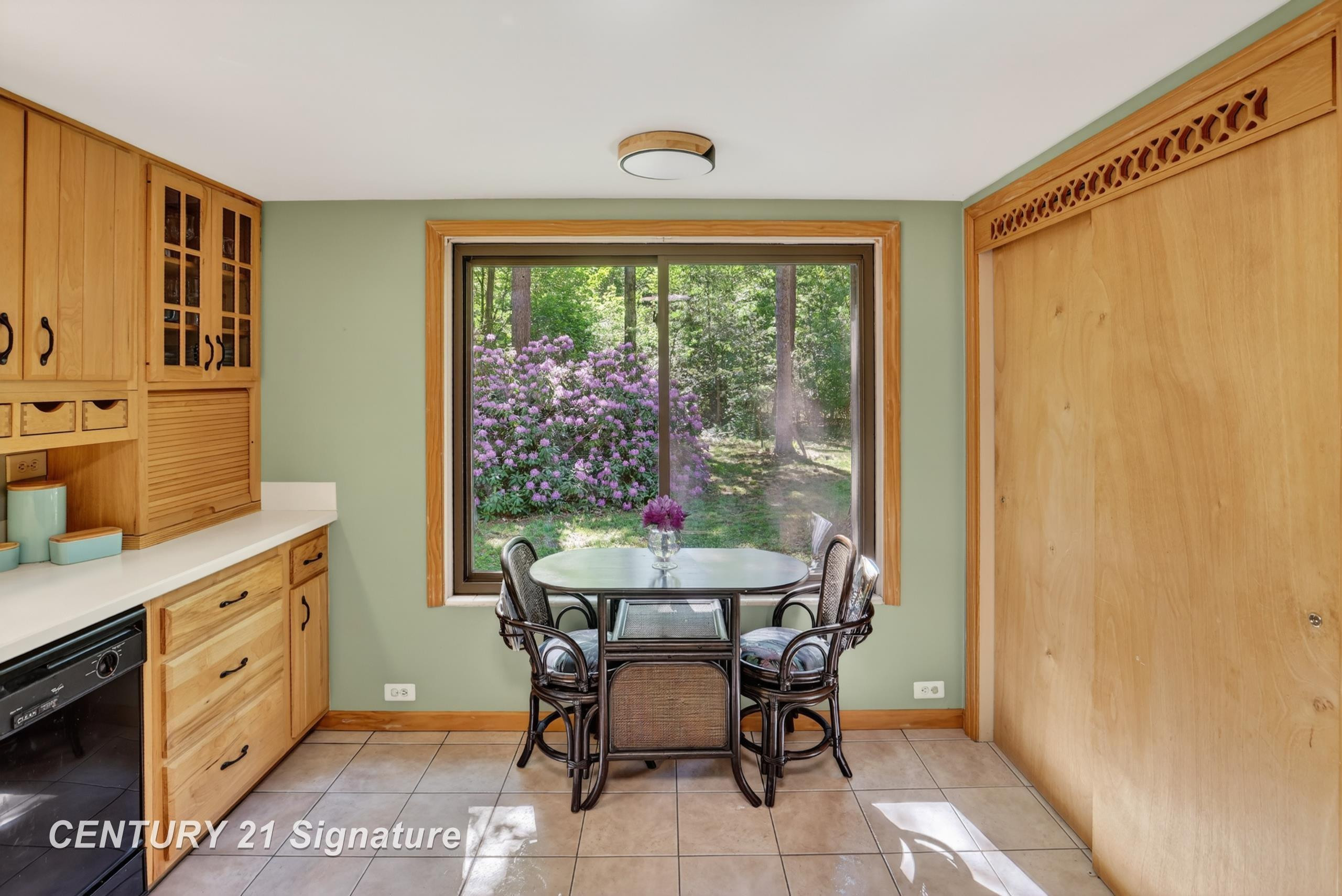1820 Lawrence Drive, Midland, MI 48640 — Photo 13