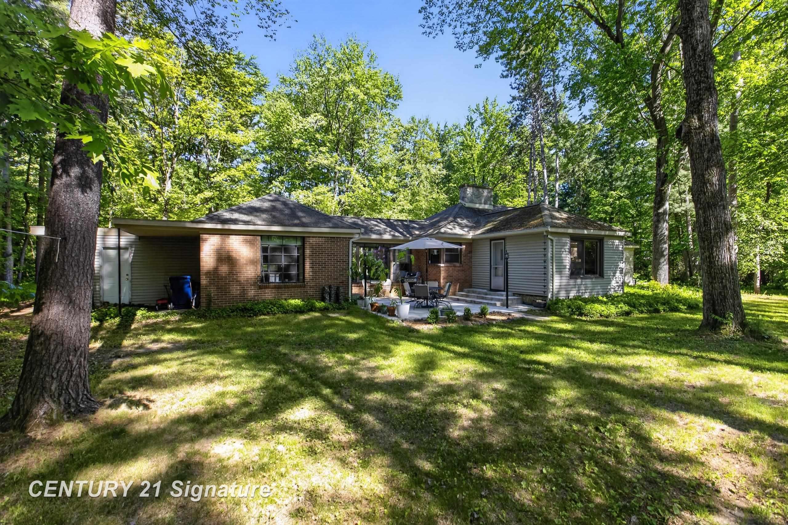 1820 Lawrence Drive, Midland, MI 48640 — Photo 32