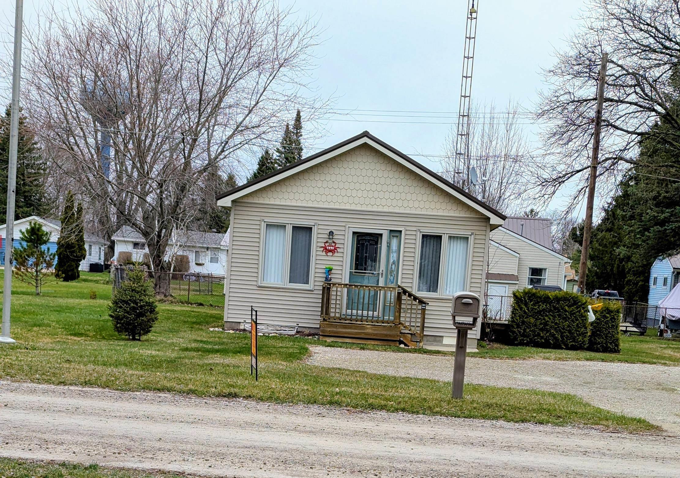 7295 Aspen Road, Lexington, MI 48450 — front exterior