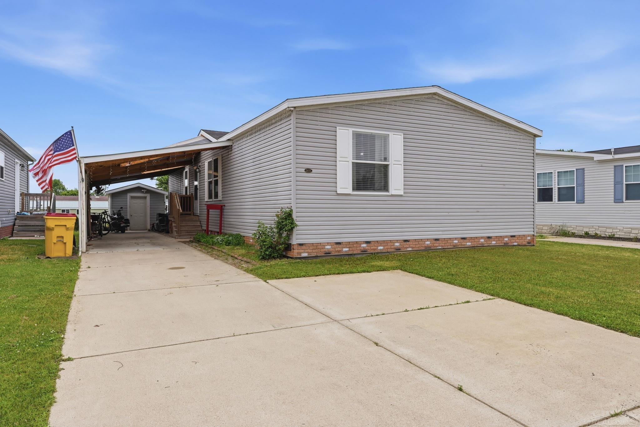 58520 Brookside Drive, MI 48048 — Photo 2