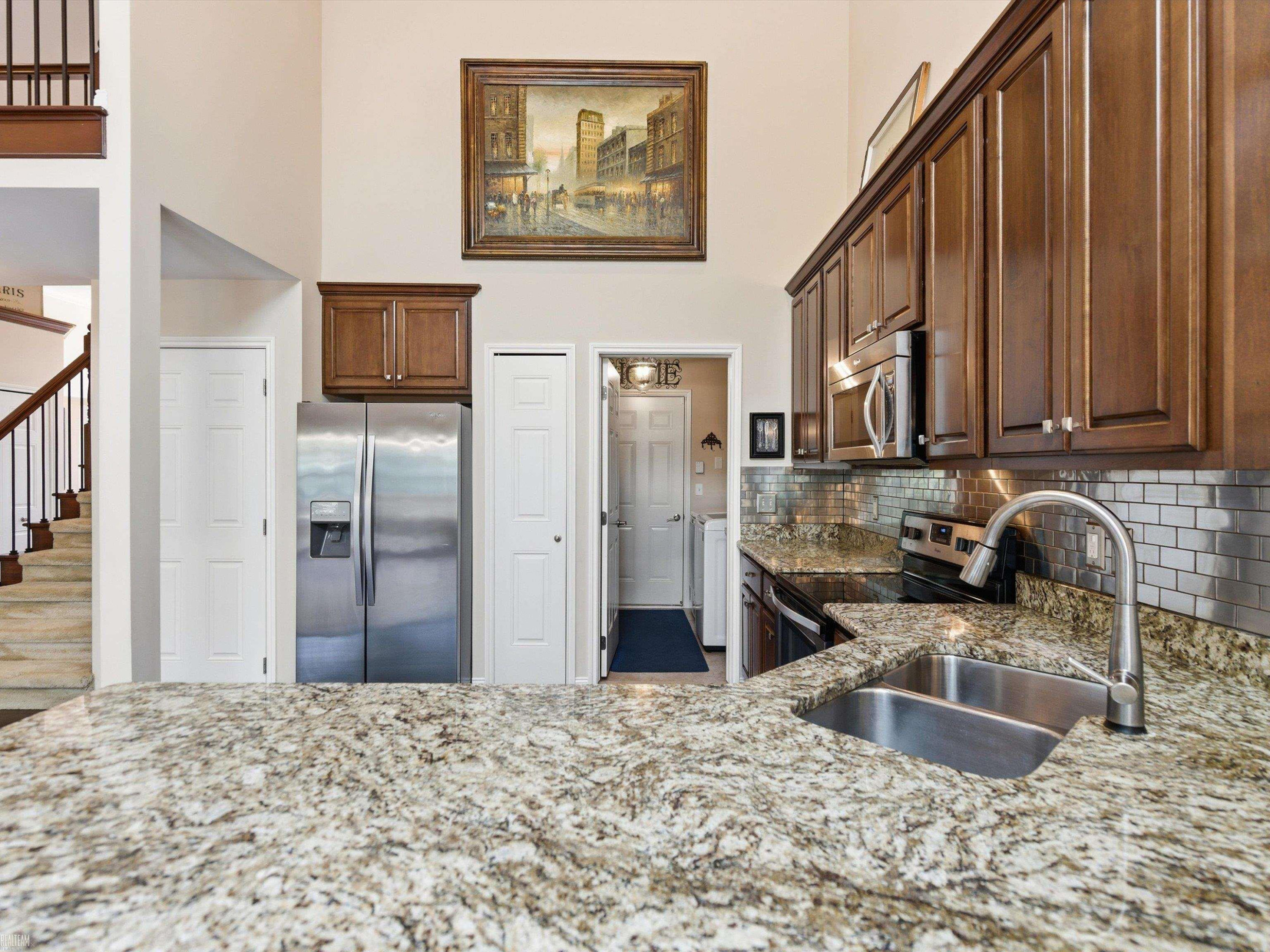 14837 N Park Drive, Shelby Twp, MI 48315 — Photo 15