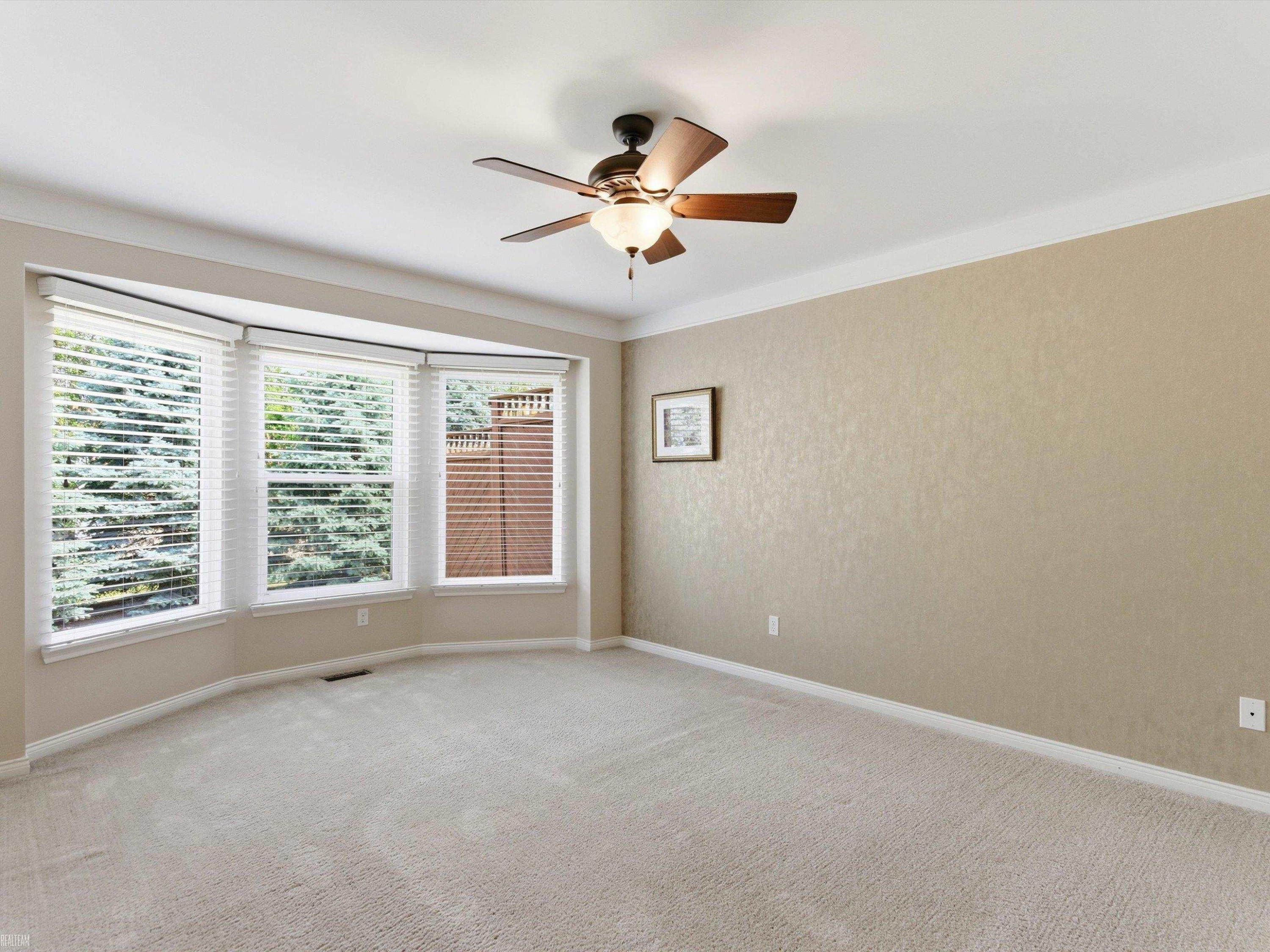 14837 N Park Drive, Shelby Twp, MI 48315 — Photo 17