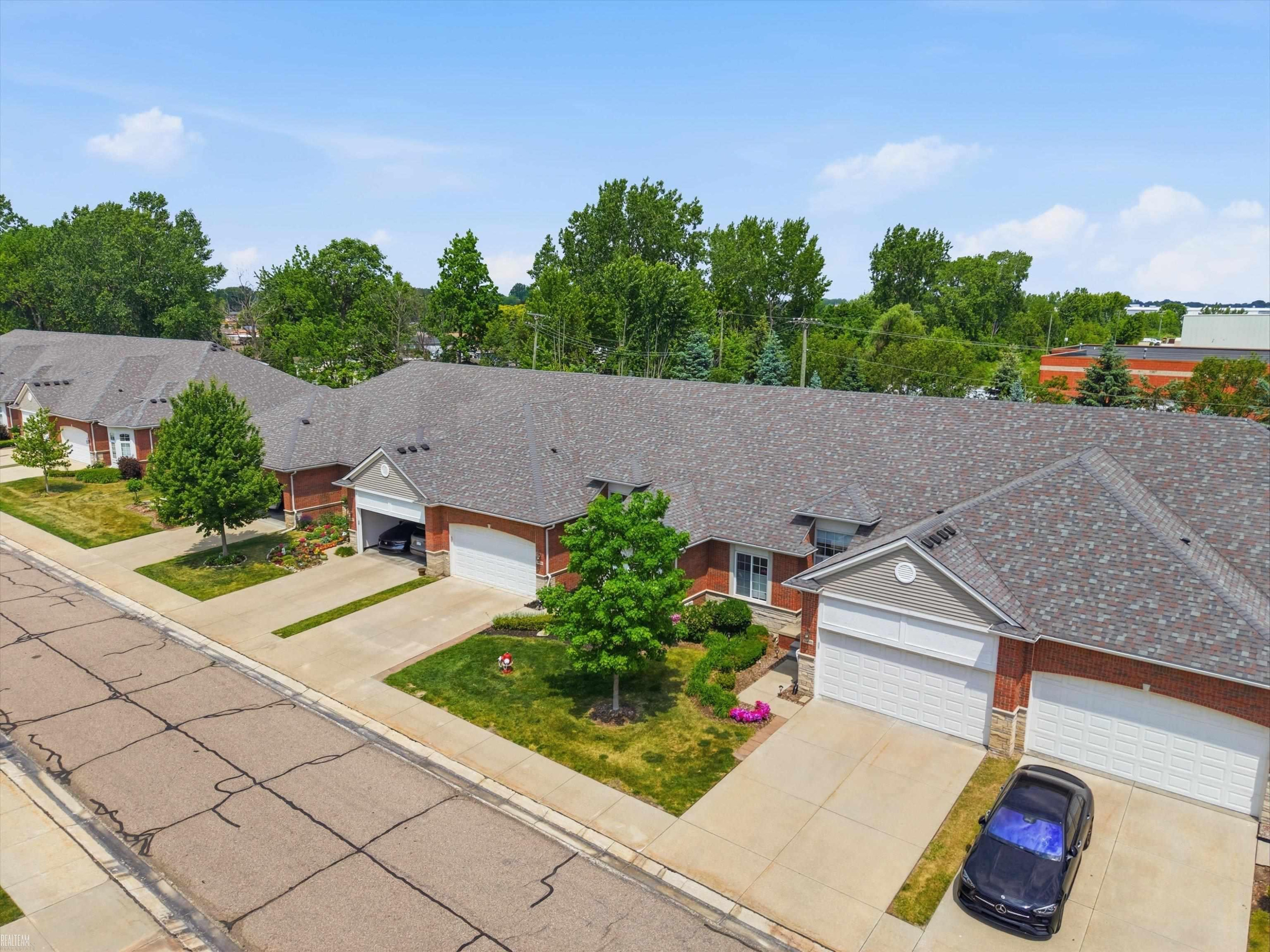 14837 N Park Drive, Shelby Twp, MI 48315 — Photo 52