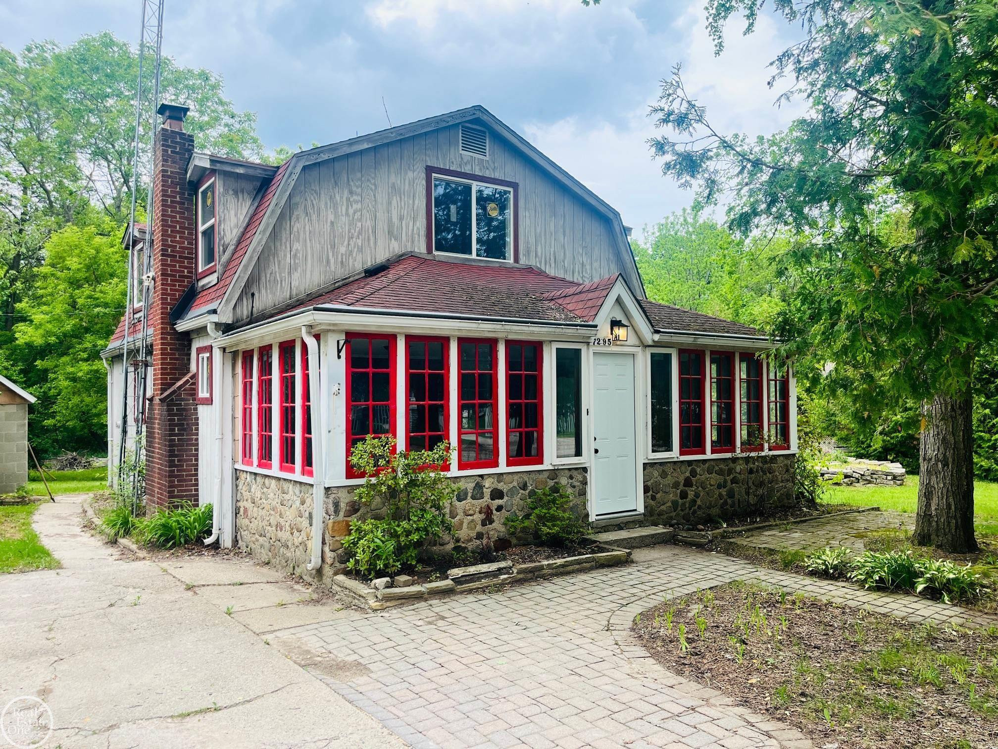 7295 N Elmwood Road, MI 48450 — front exterior