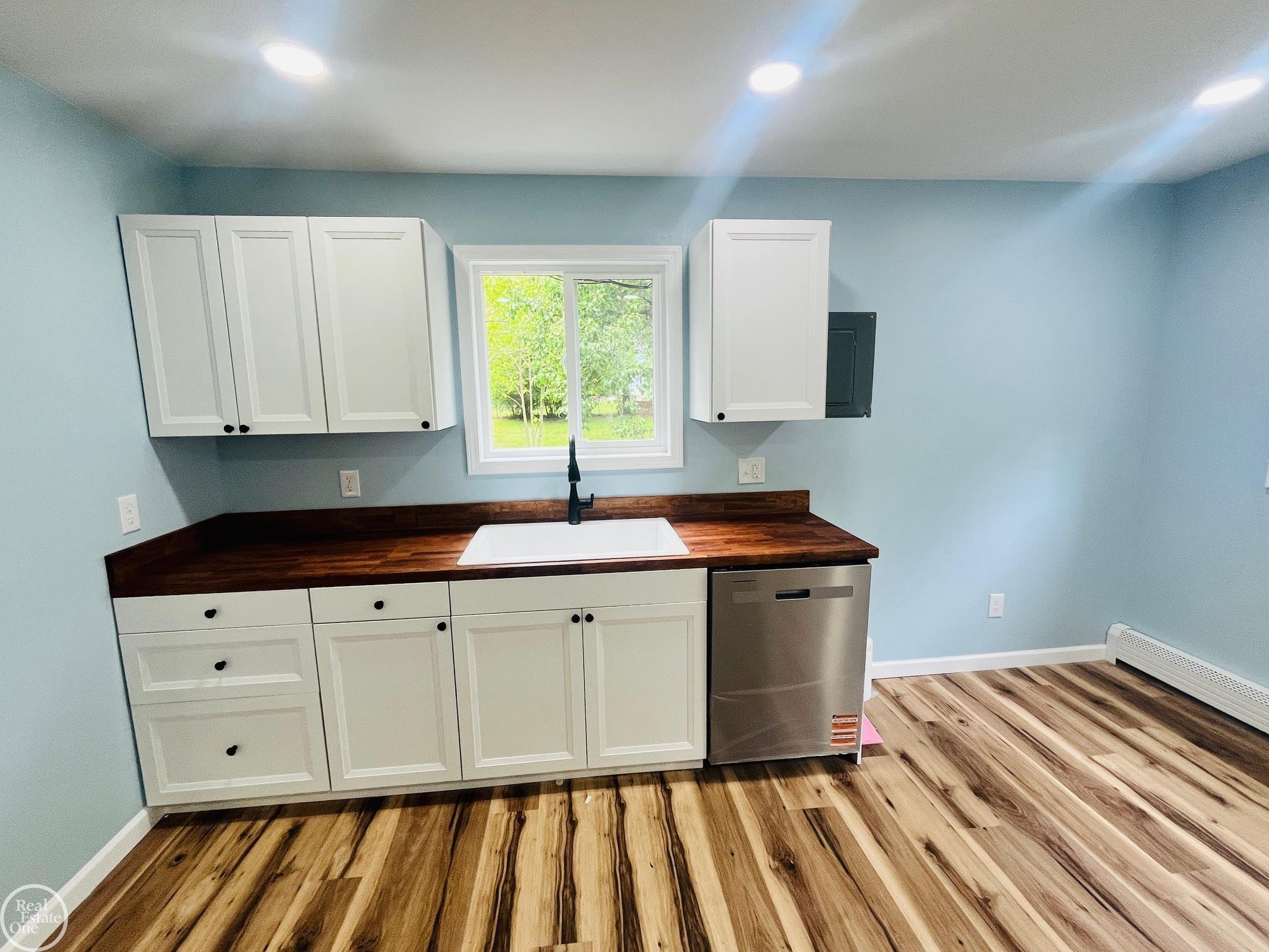 7295 N Elmwood Road, MI 48450 — Photo 12