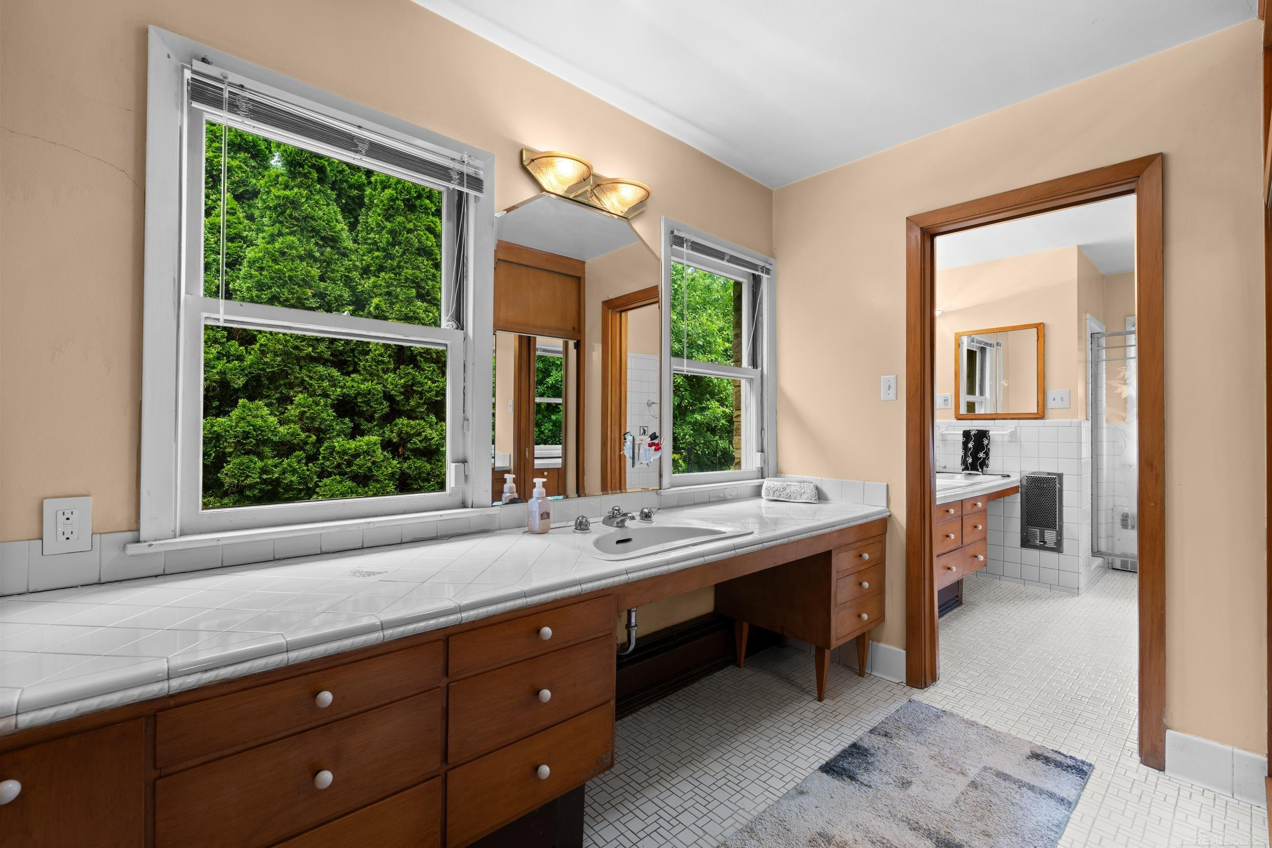 1427 Sunningdale Drive, Grosse Pointe, MI 48236 — Photo 32