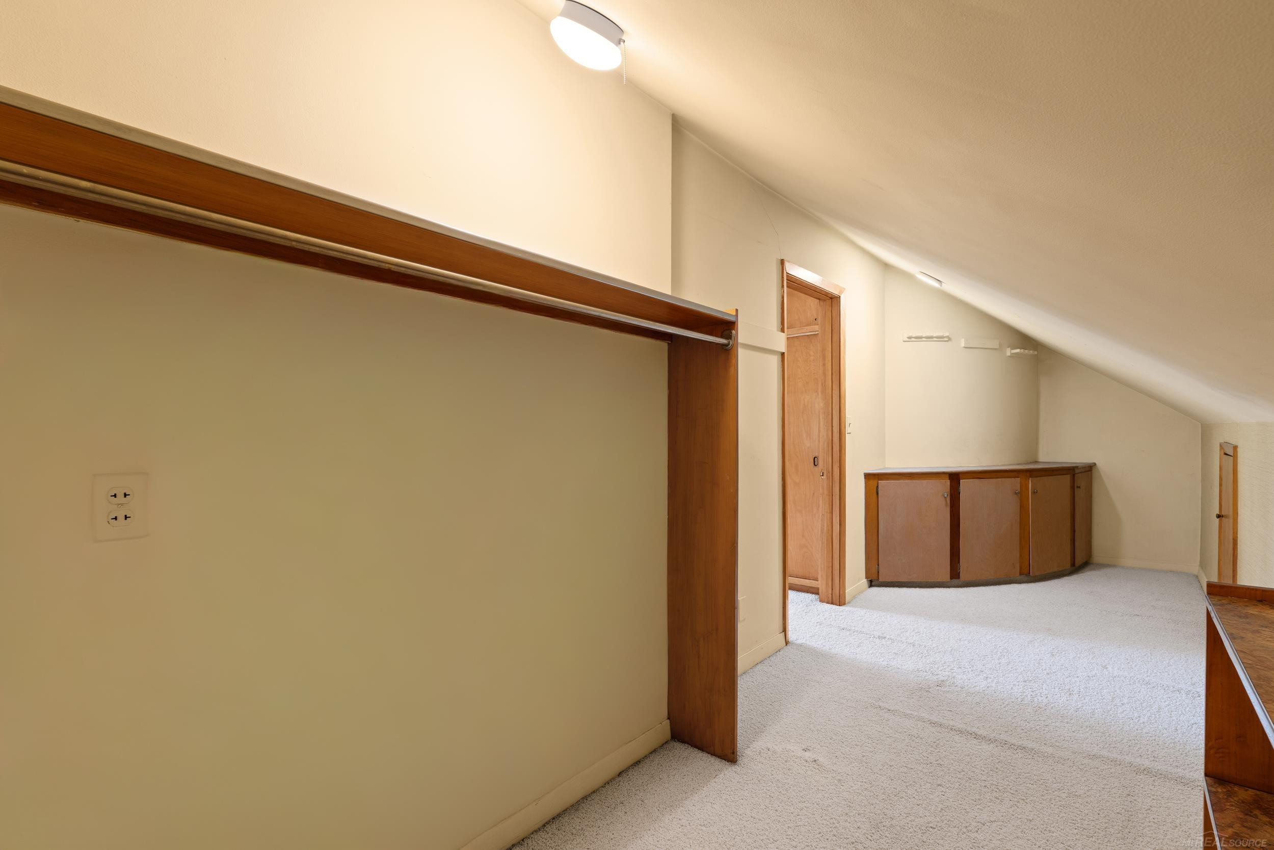 1427 Sunningdale Drive, Grosse Pointe, MI 48236 — Photo 50