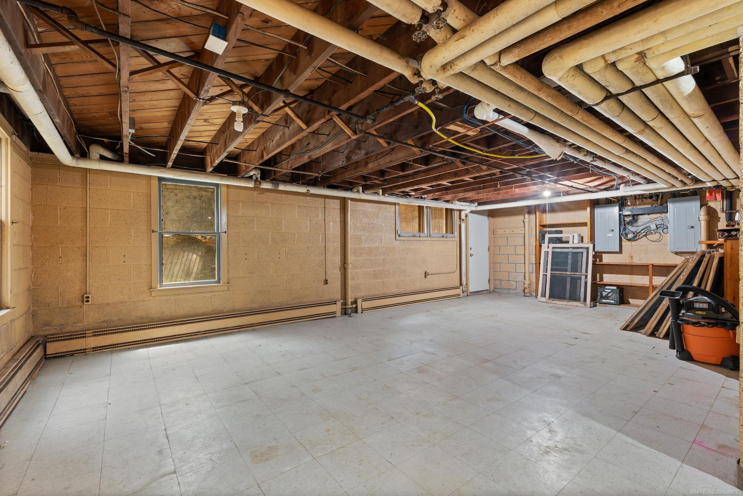 1427 Sunningdale Drive, Grosse Pointe, MI 48236 — Photo 51