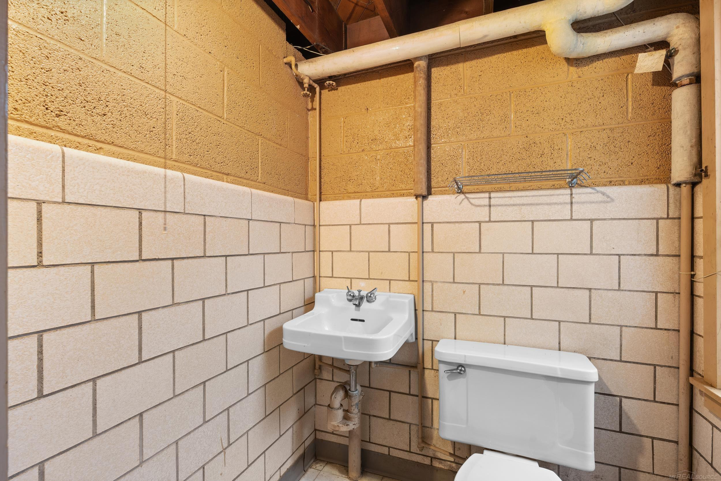 1427 Sunningdale Drive, Grosse Pointe, MI 48236 — Photo 53