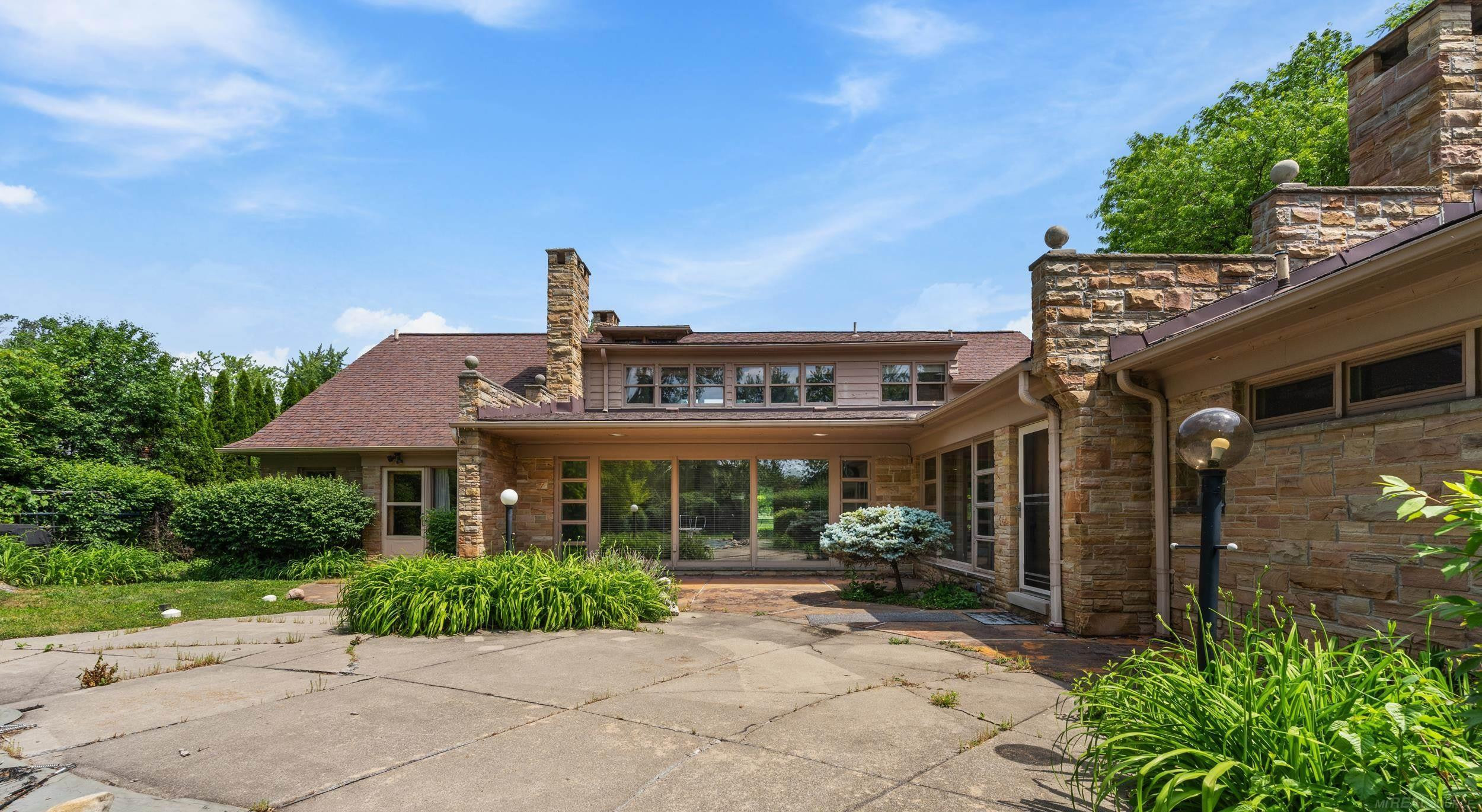 1427 Sunningdale Drive, Grosse Pointe, MI 48236 — Photo 57