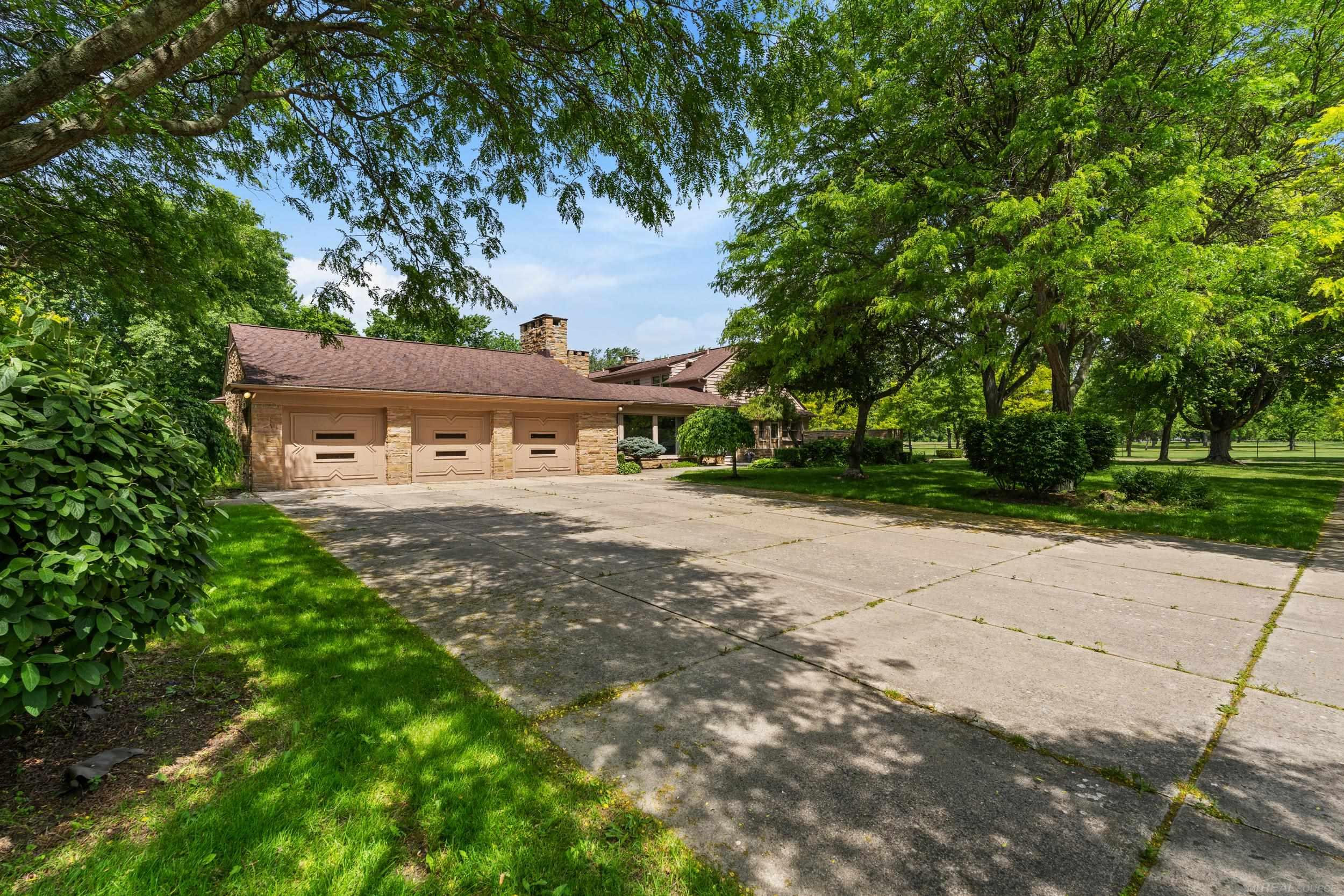 1427 Sunningdale Drive, Grosse Pointe, MI 48236 — Photo 58