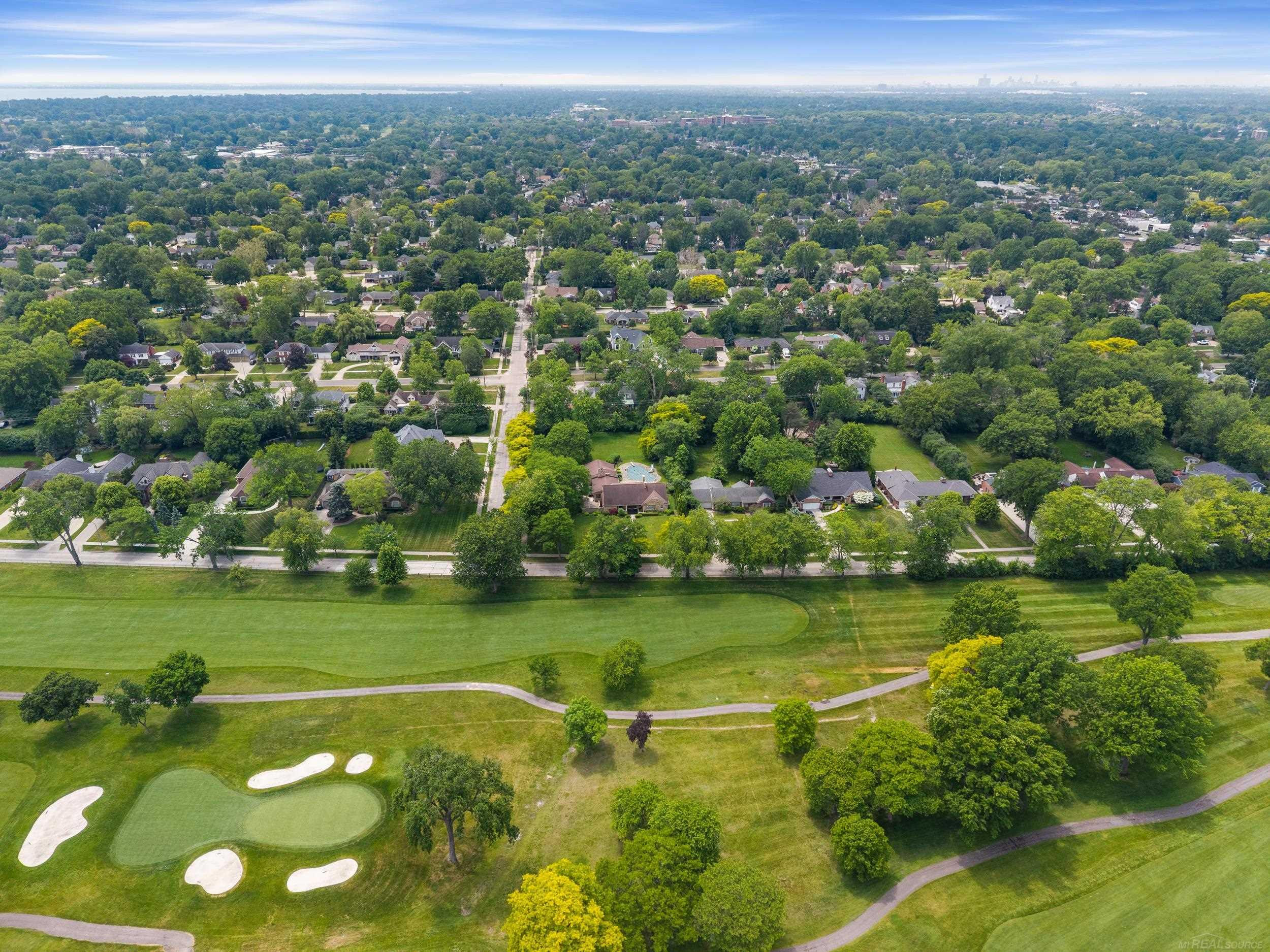 1427 Sunningdale Drive, Grosse Pointe, MI 48236 — Photo 71