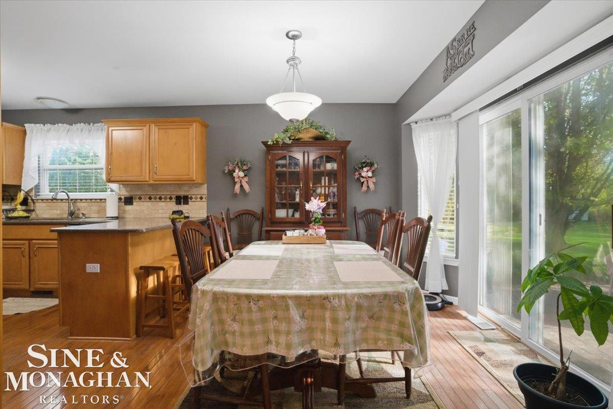 1098 Broad Ax Lane, MI — Photo 9
