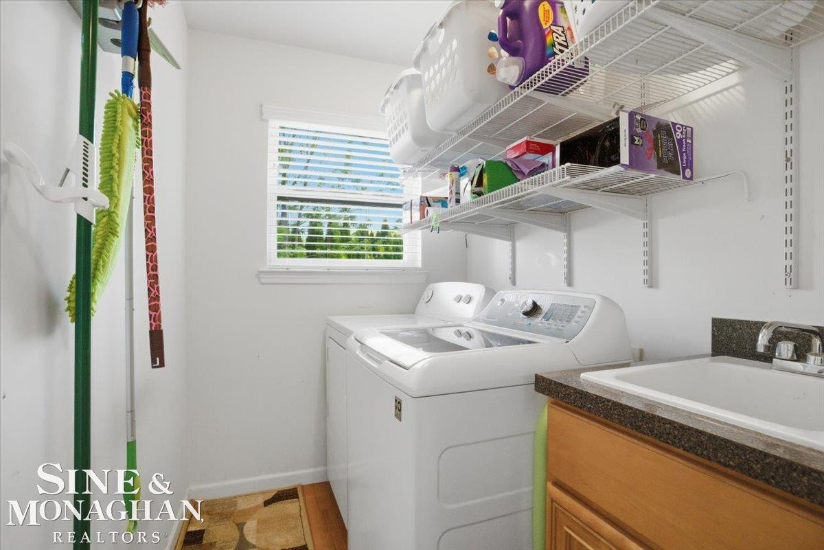 1098 Broad Ax Lane, MI — Photo 23
