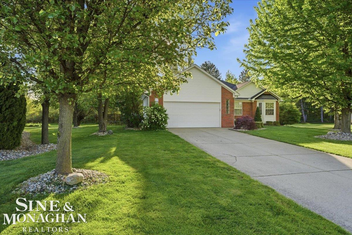 1098 Broad Ax Lane, MI — Photo 38
