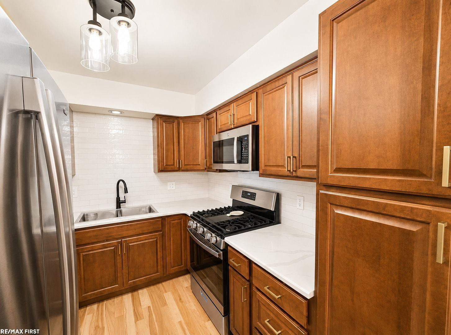 35340 Bristlecone Drive, Clinton Twp, MI 48035 — Photo 6