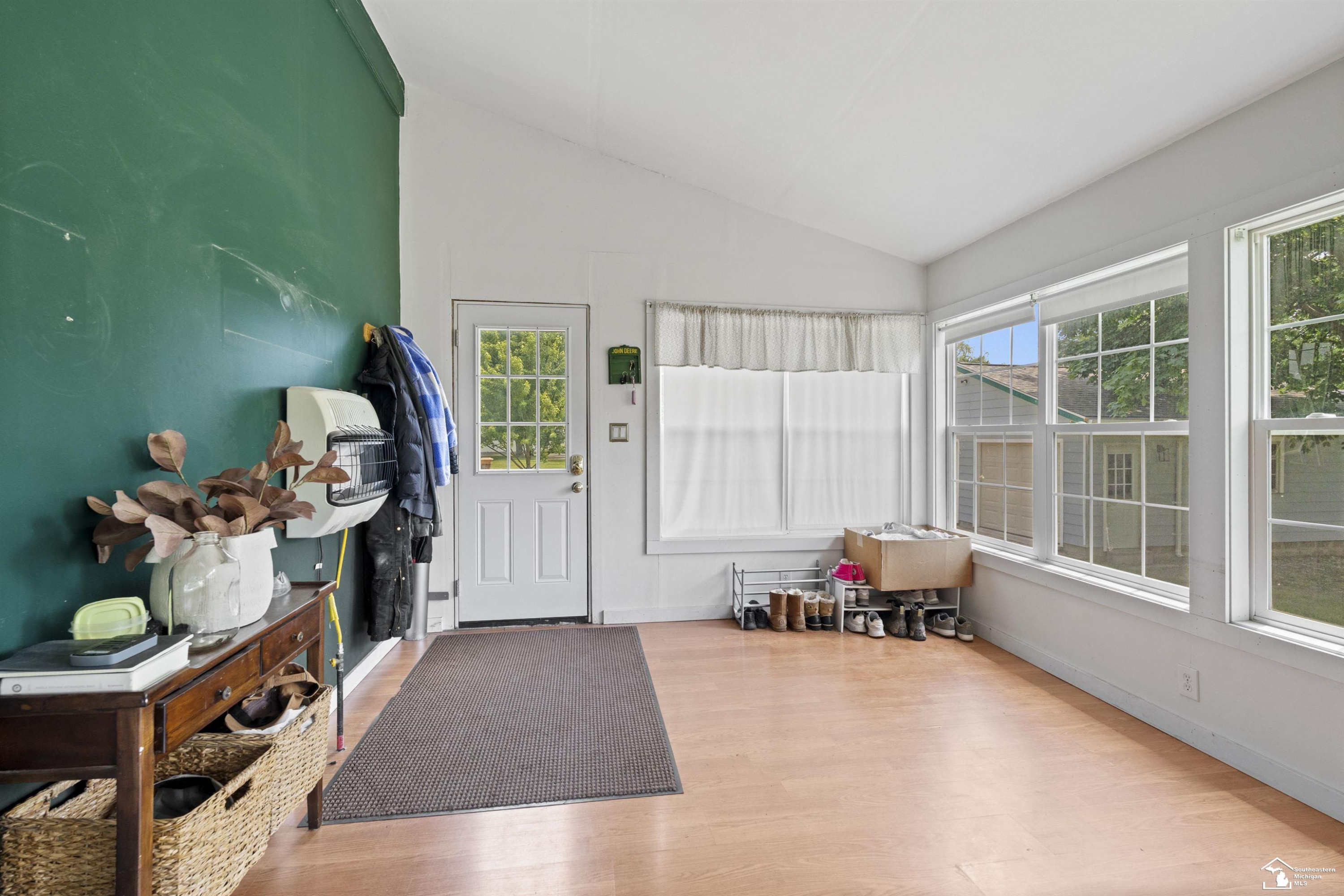 2808 Carleton Rockwood Road, Carleton, MI 48117 — Photo 5