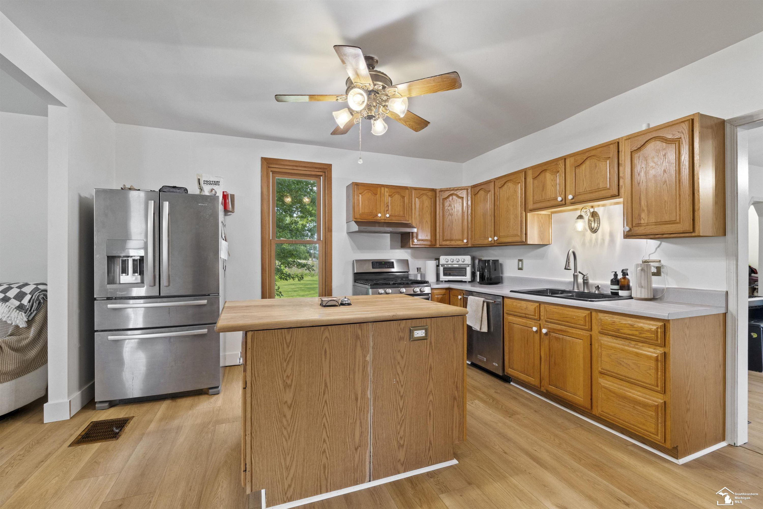 2808 Carleton Rockwood Road, Carleton, MI 48117 — Photo 9
