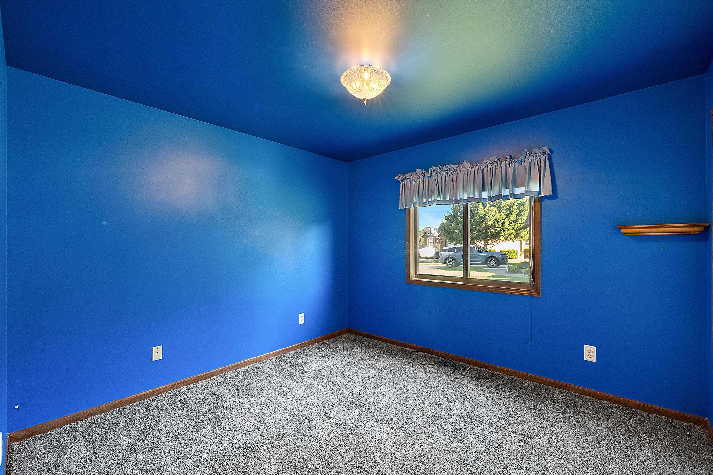 48626 Thorncroft Drive, Macomb, MI 48044 — Photo 26