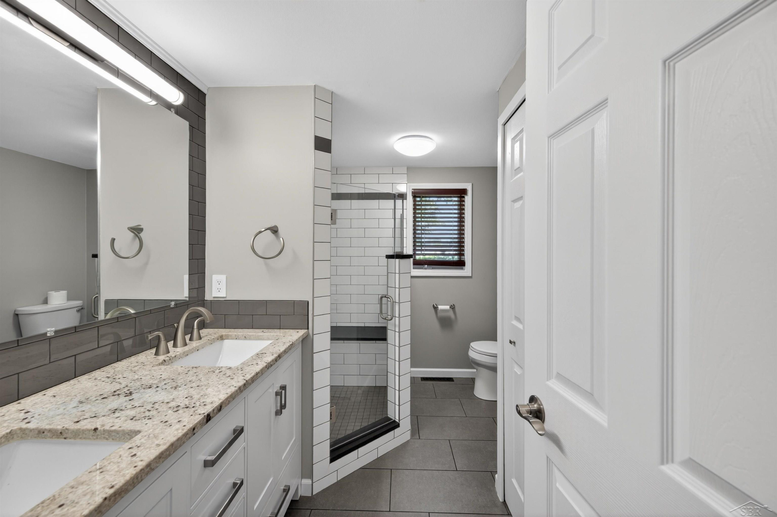 117 Darley Avenue, Auburn, MI 48611 — Photo 19