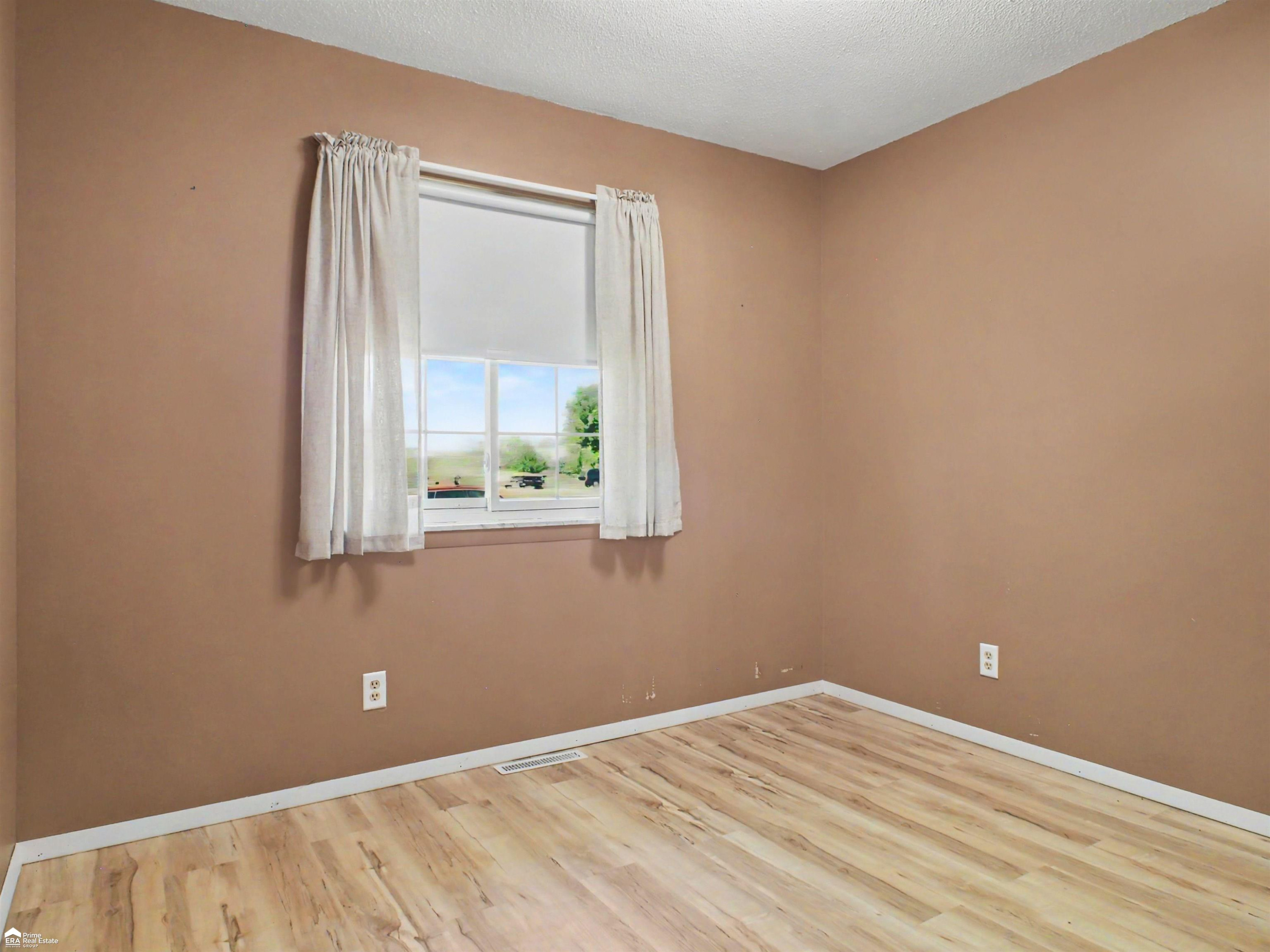 3345 Linger Lane Street, Saginaw, MI 48601 — Photo 10