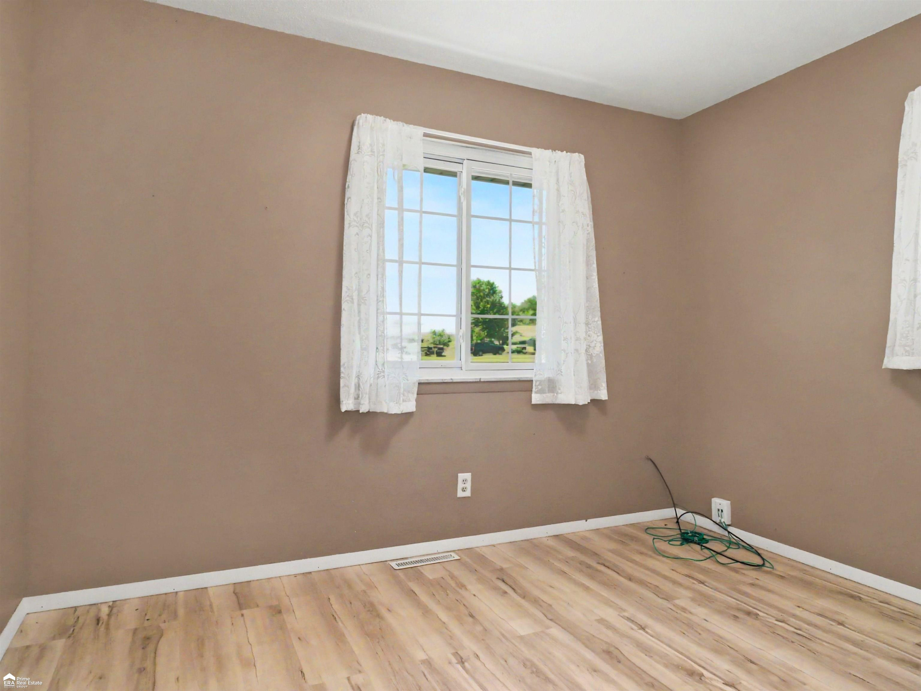 3345 Linger Lane Street, Saginaw, MI 48601 — Photo 11