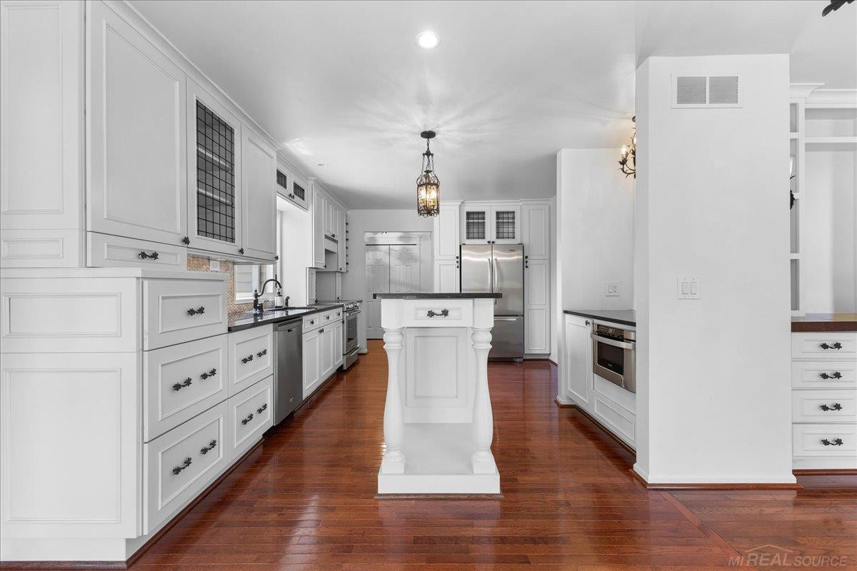 5685 Mottland Court, Oxford, MI 48371 — Photo 9