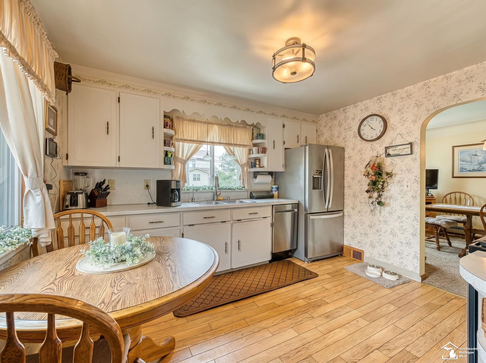 831 Wolverine Avenue, Monroe, MI 48161 — Photo 4