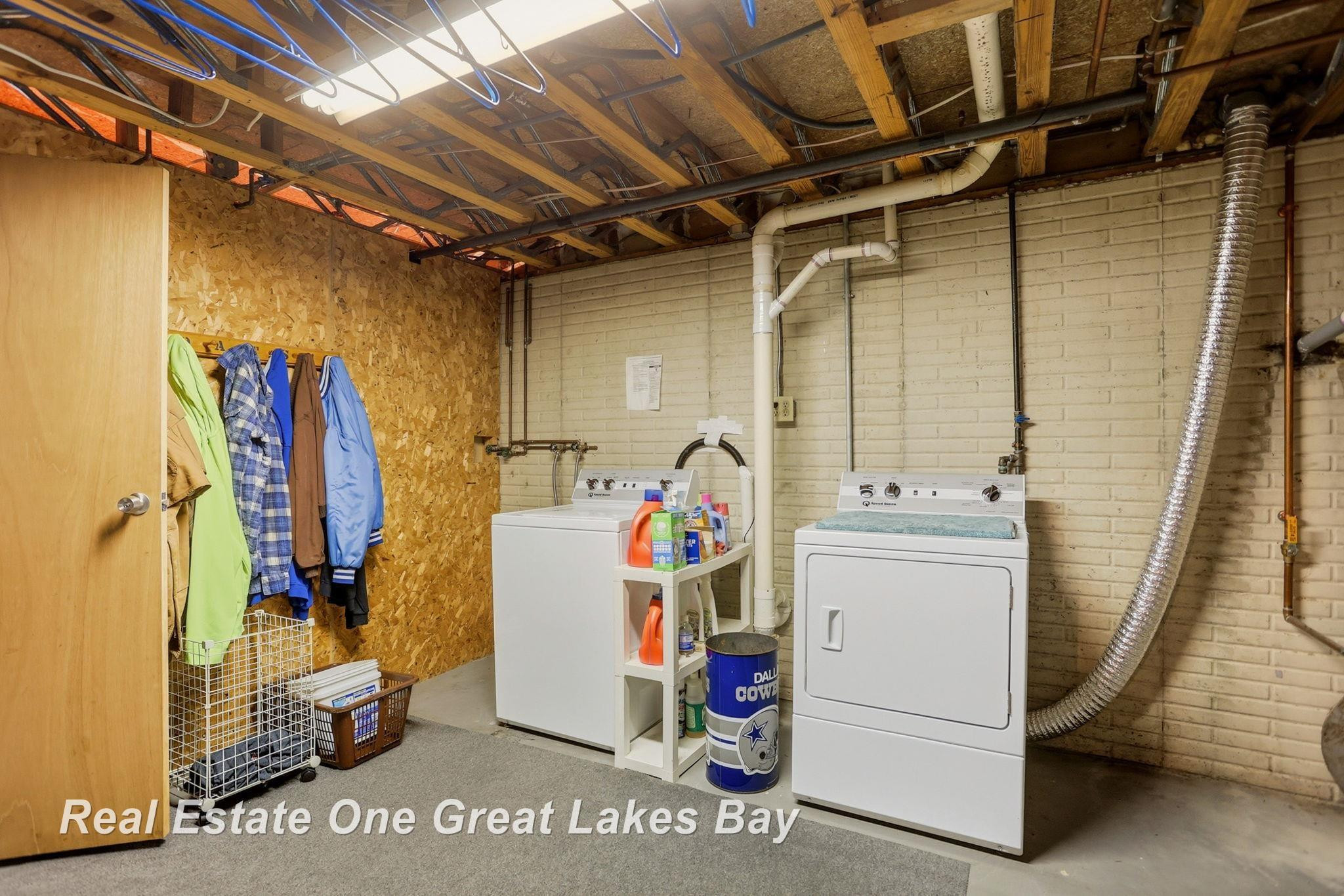 5469 George Street, Saginaw, MI 48603 — Photo 33
