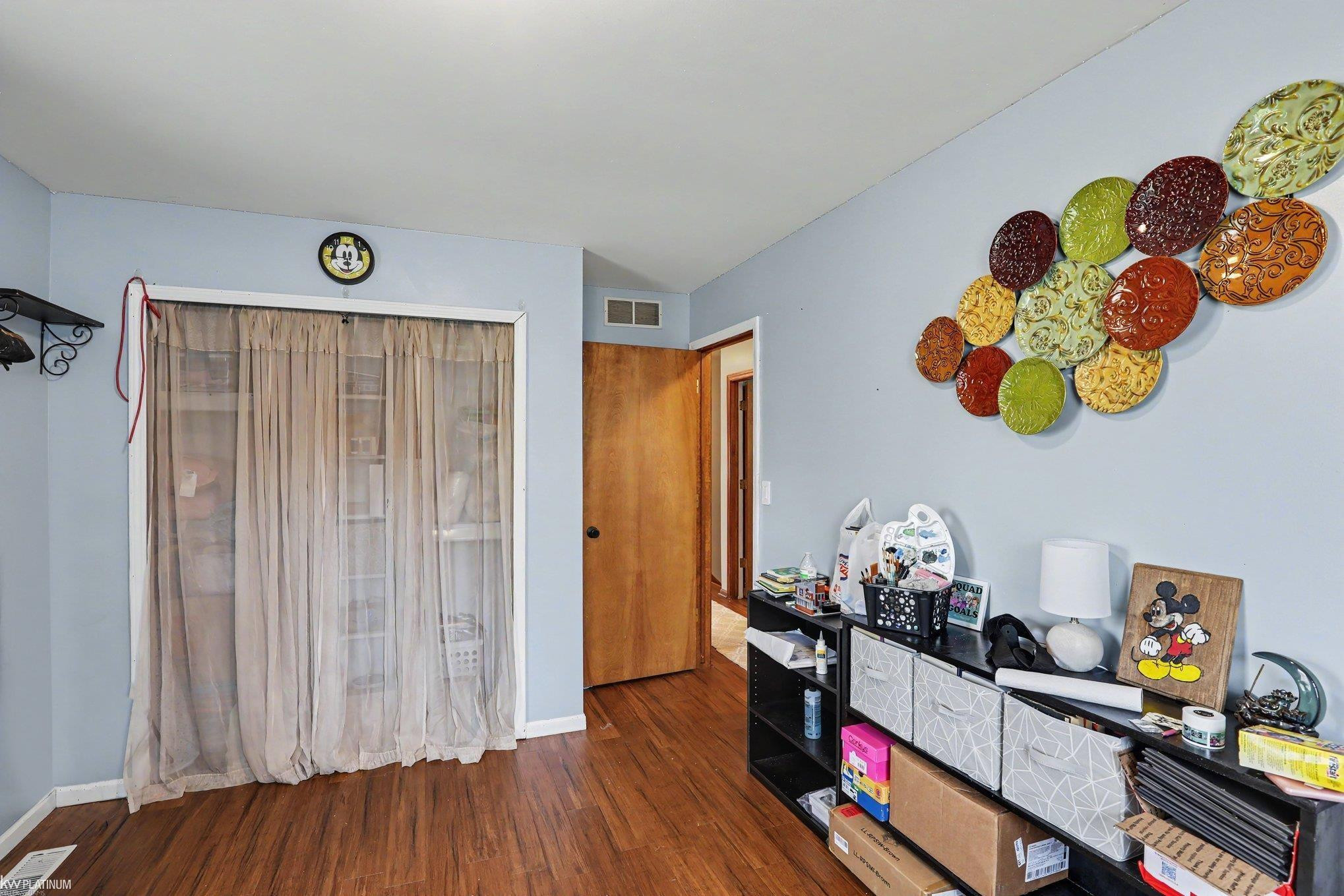 400 Hemlock Lane, Marysville, MI 48040 — Photo 17