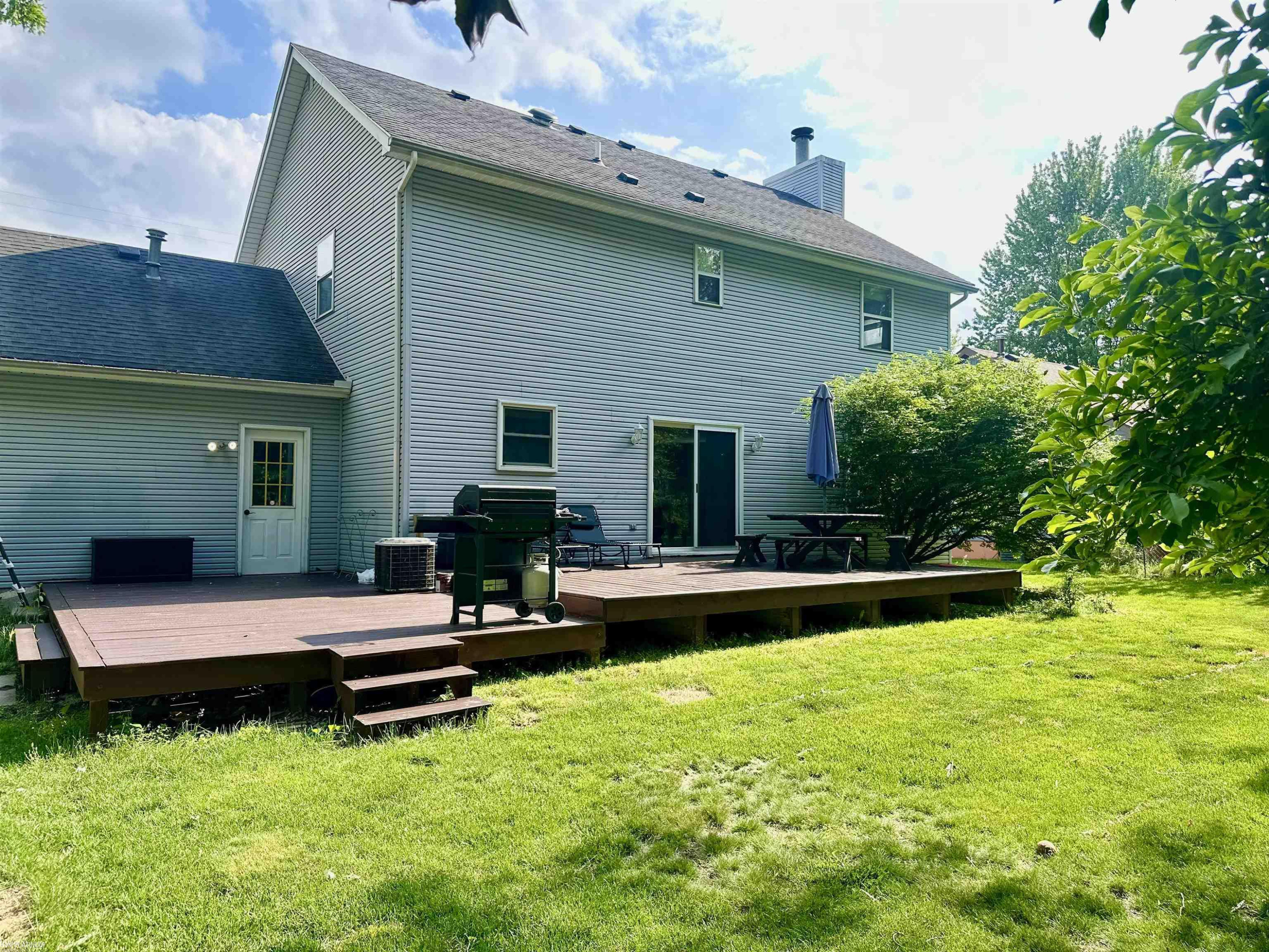 400 Hemlock Lane, Marysville, MI 48040 — Photo 25