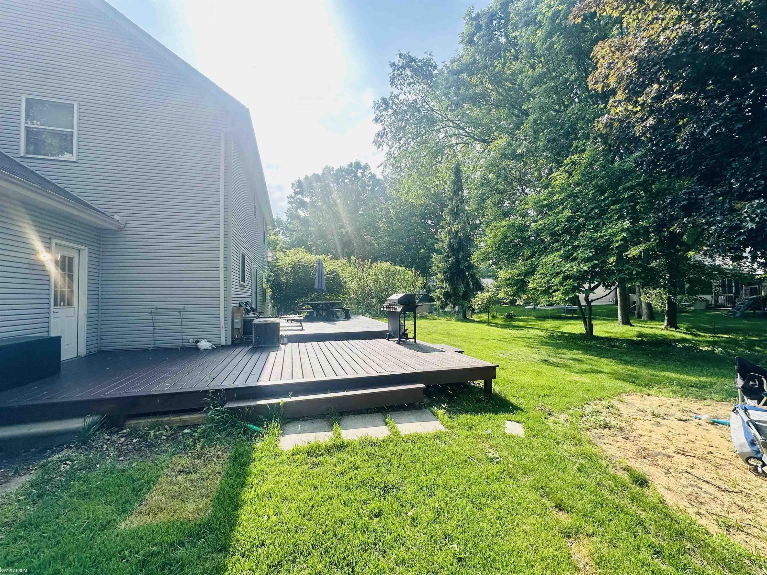 400 Hemlock Lane, Marysville, MI 48040 — Photo 27