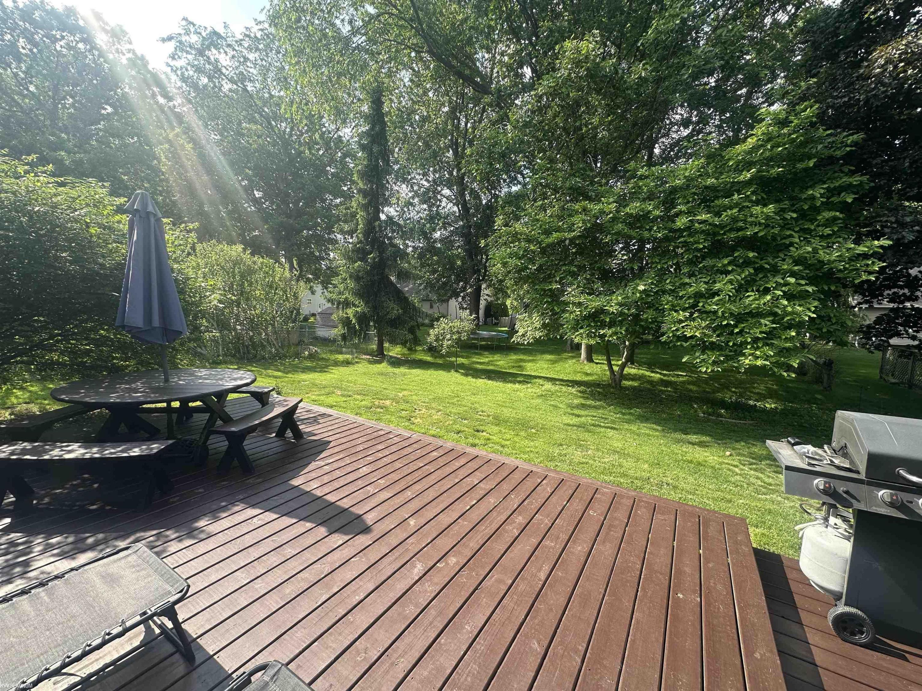 400 Hemlock Lane, Marysville, MI 48040 — Photo 28
