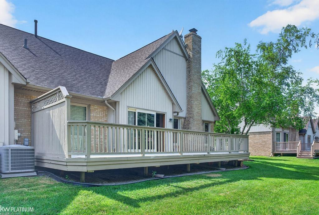 54532 CAMBRIDGE Drive, Shelby Twp, MI 48315 — Photo 4
