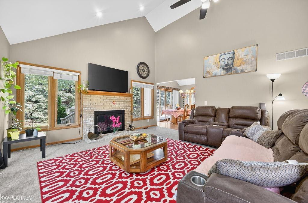 54532 CAMBRIDGE Drive, Shelby Twp, MI 48315 — Photo 5