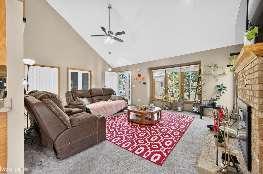 54532 CAMBRIDGE Drive, Shelby Twp, MI 48315 — Photo 7