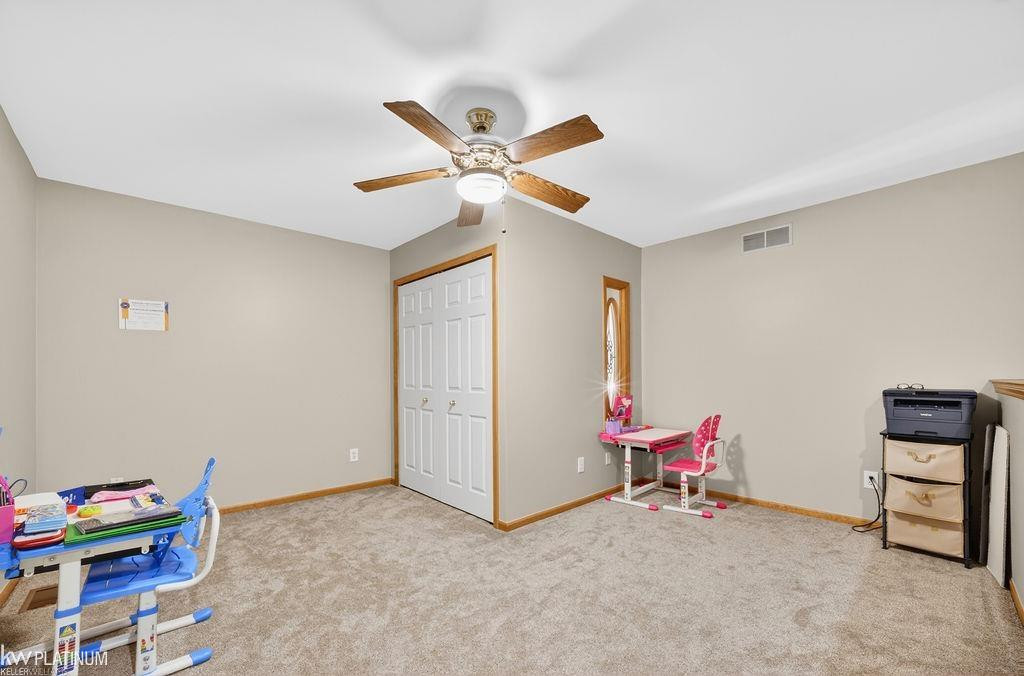 54532 CAMBRIDGE Drive, Shelby Twp, MI 48315 — Photo 19
