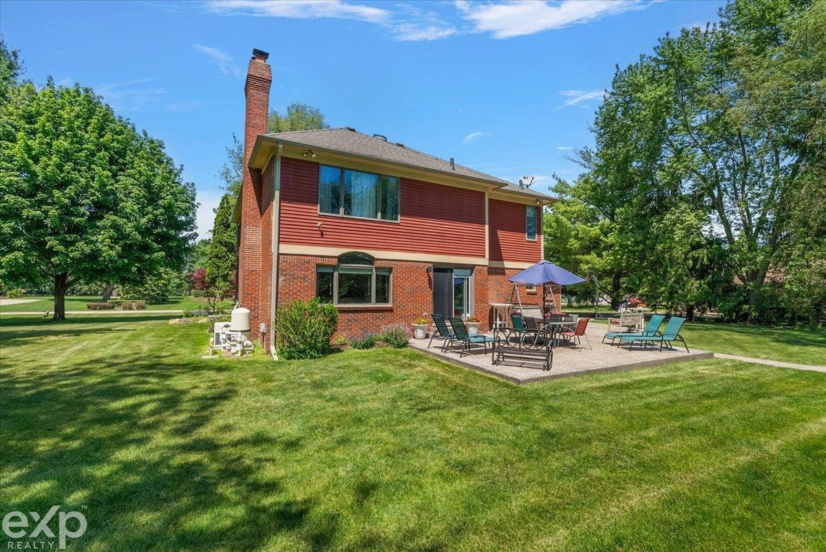 61334 Country Lane, Washington, MI — Photo 13