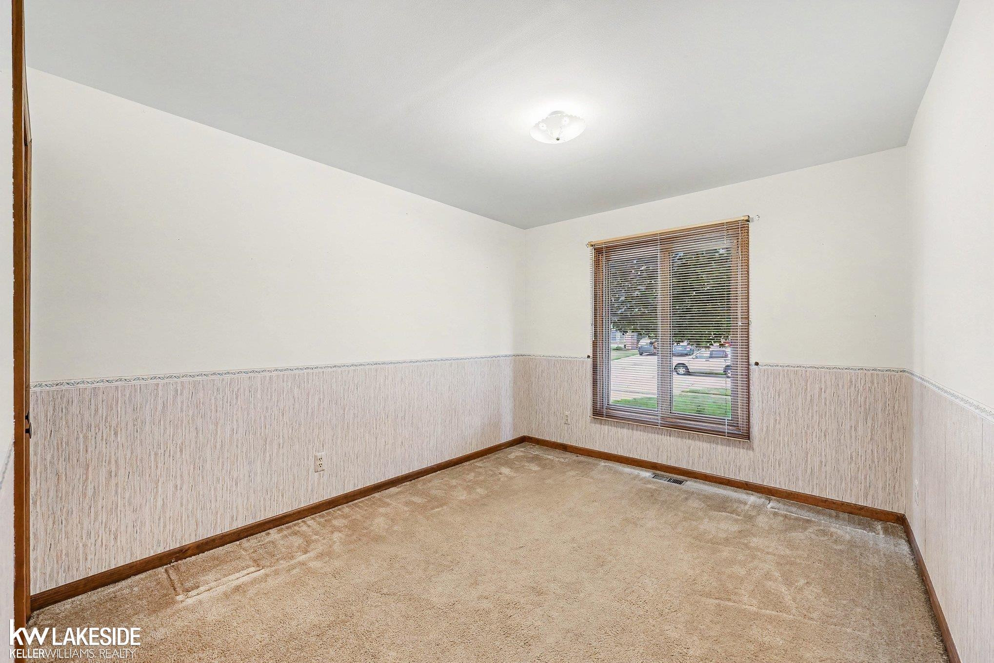 46396 Peach Grove Avenue, Macomb, MI 48044 — Photo 10