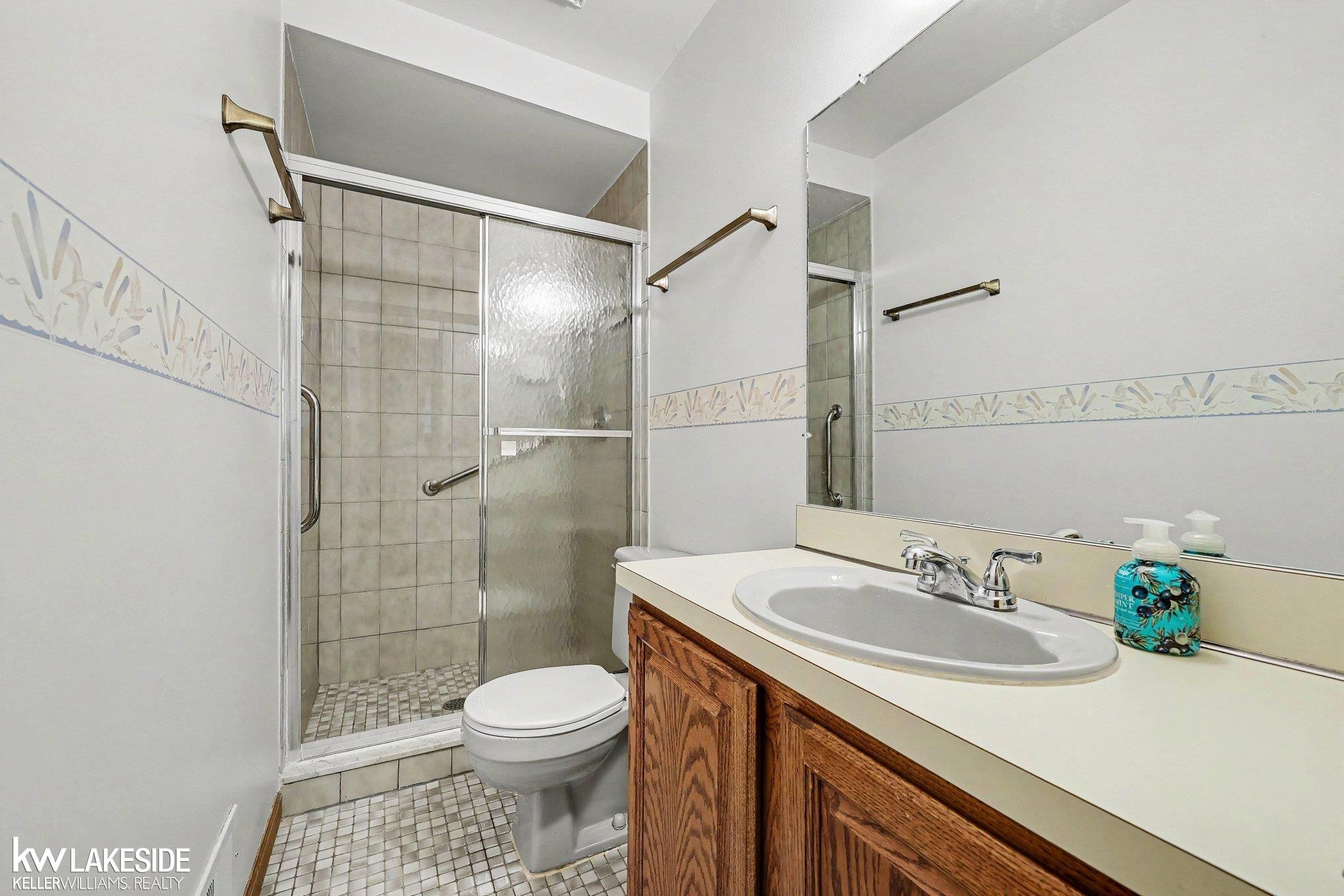 46396 Peach Grove Avenue, Macomb, MI 48044 — Photo 12