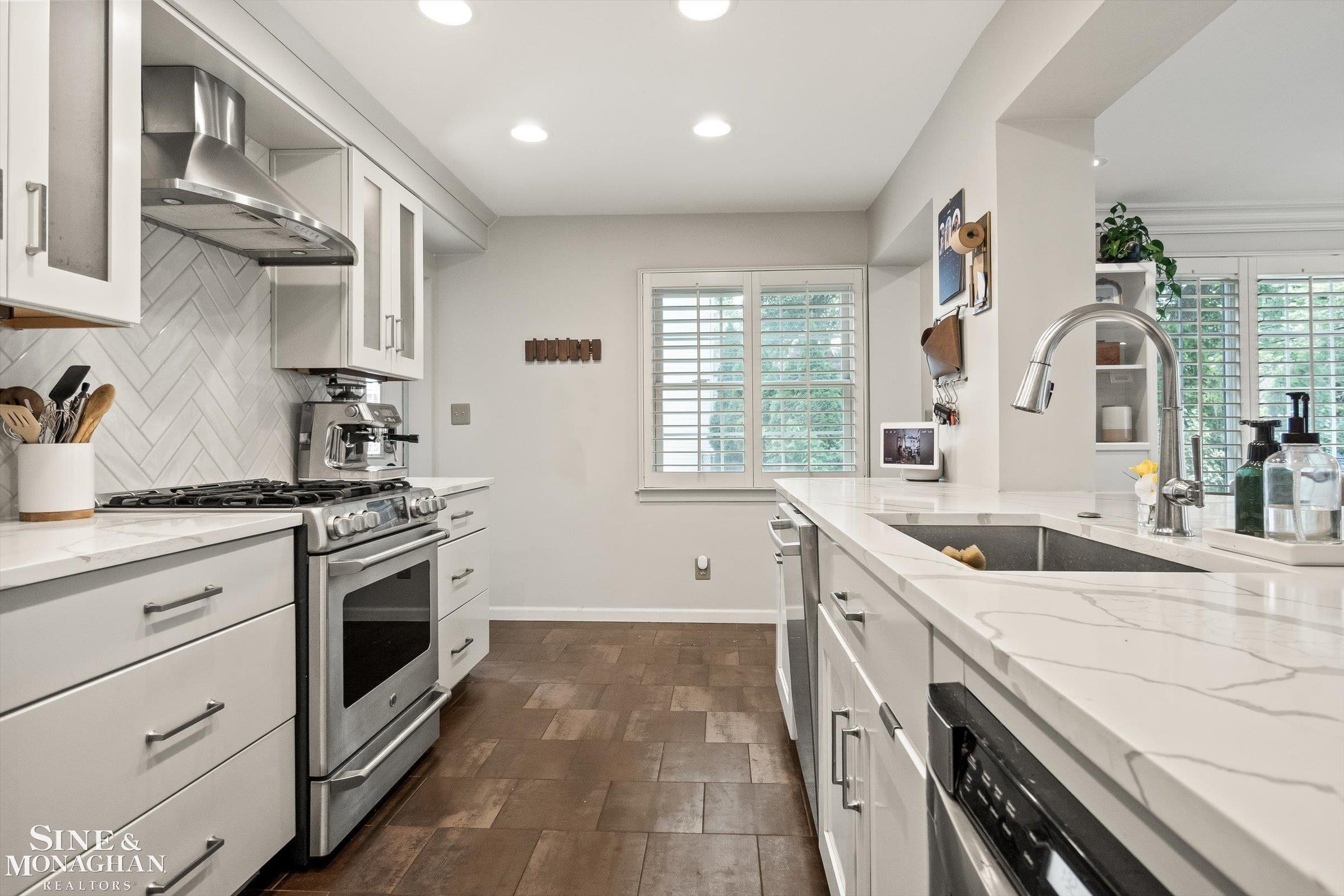 440 Colonial Court, Grosse Pointe Farms, MI 48236 — Photo 9