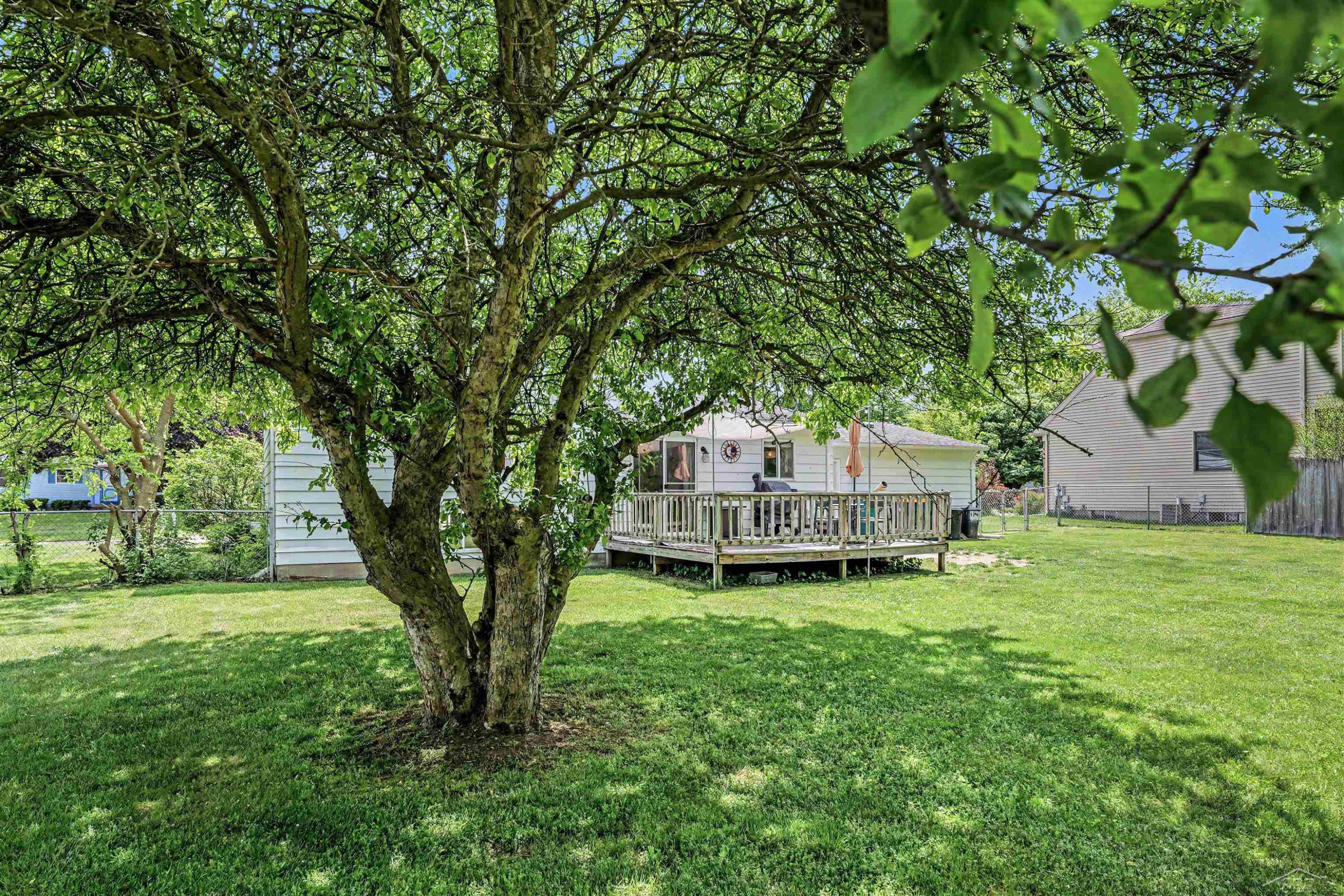 1447 Cedarwood Drive, Flushing, MI 48433 — Photo 26