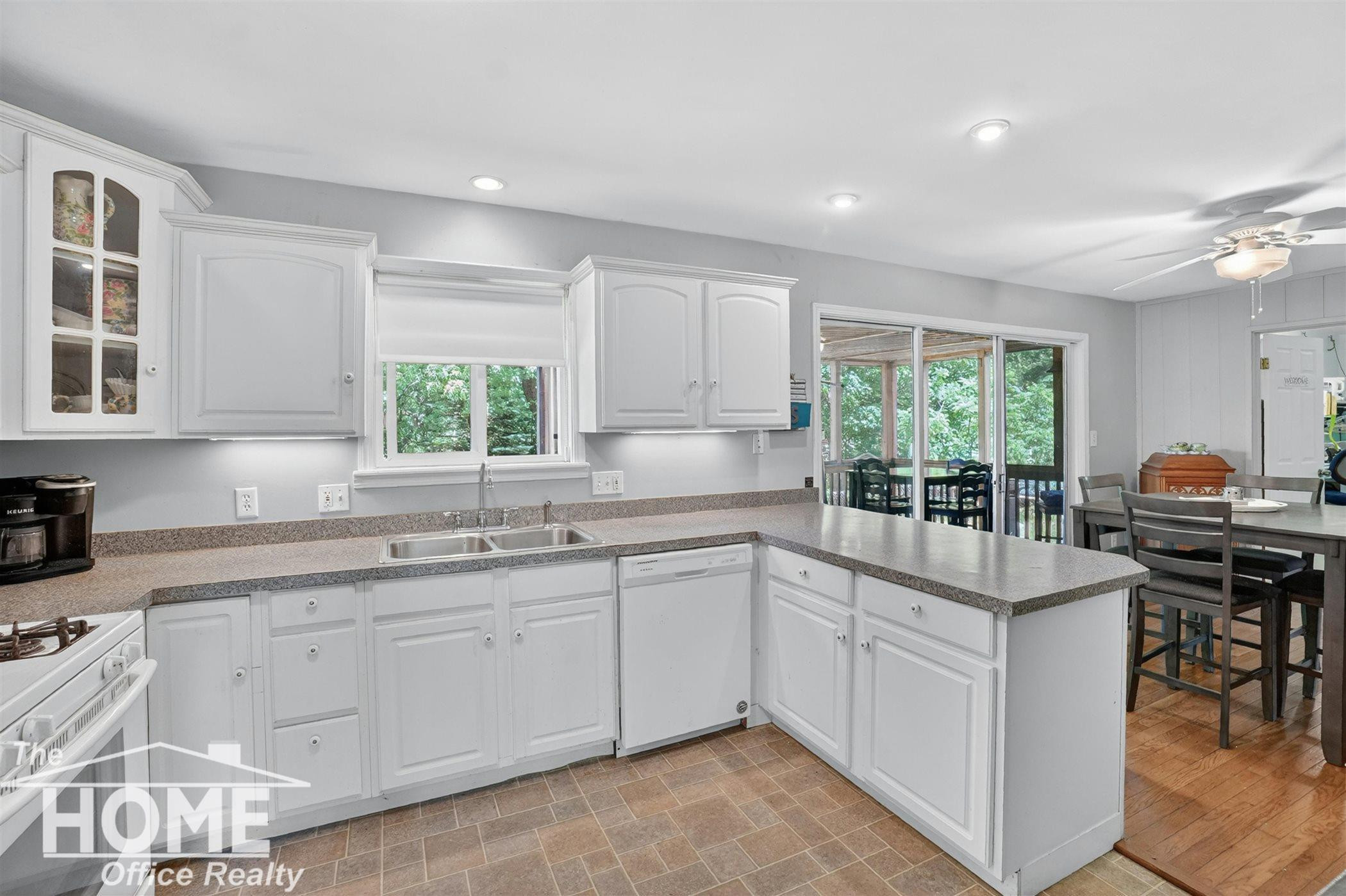 1208 Harding Avenue, Owosso, MI 48867 — Photo 12