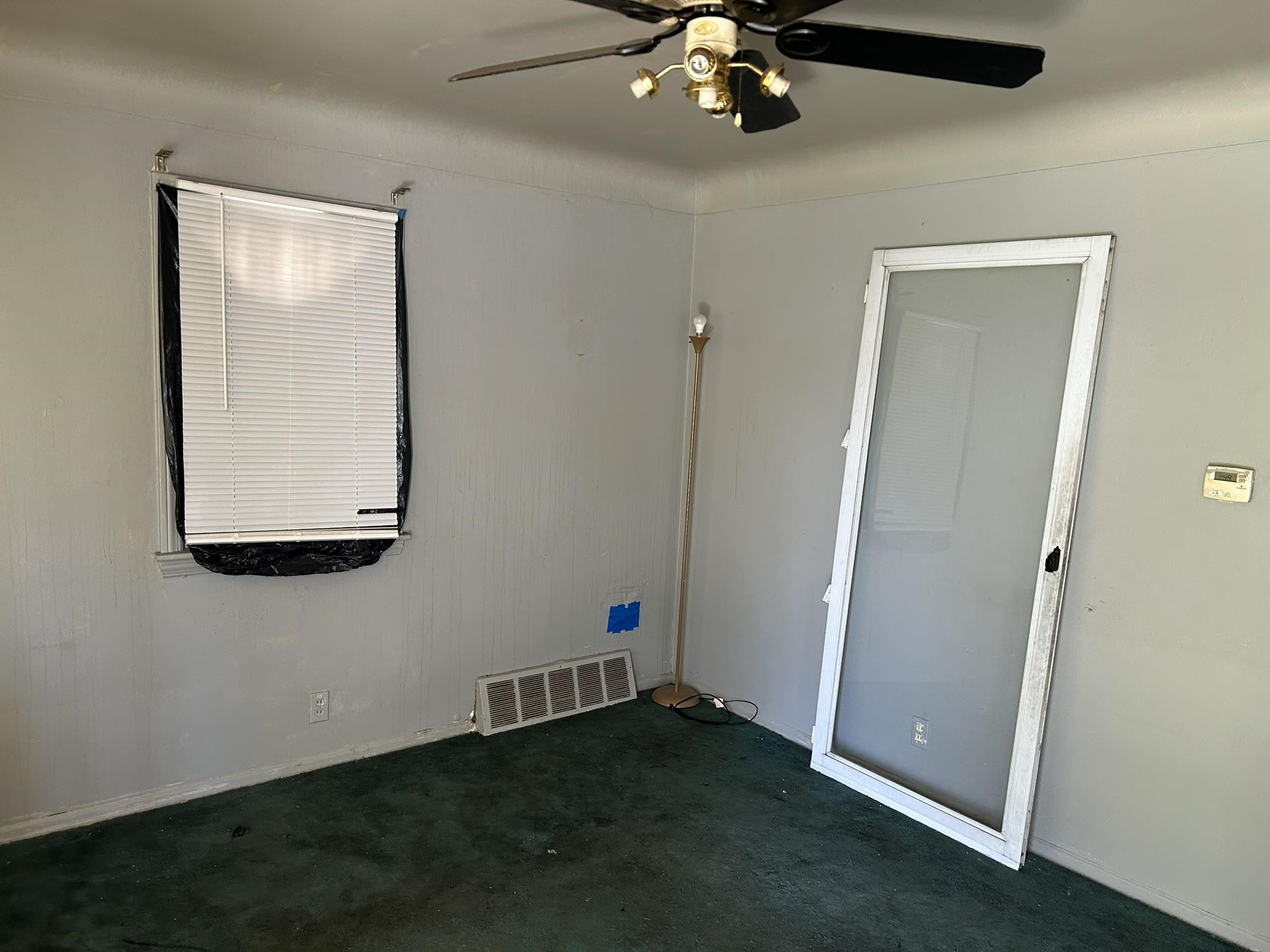 644 Crawford Street, Flint, MI 48507 — Photo 9
