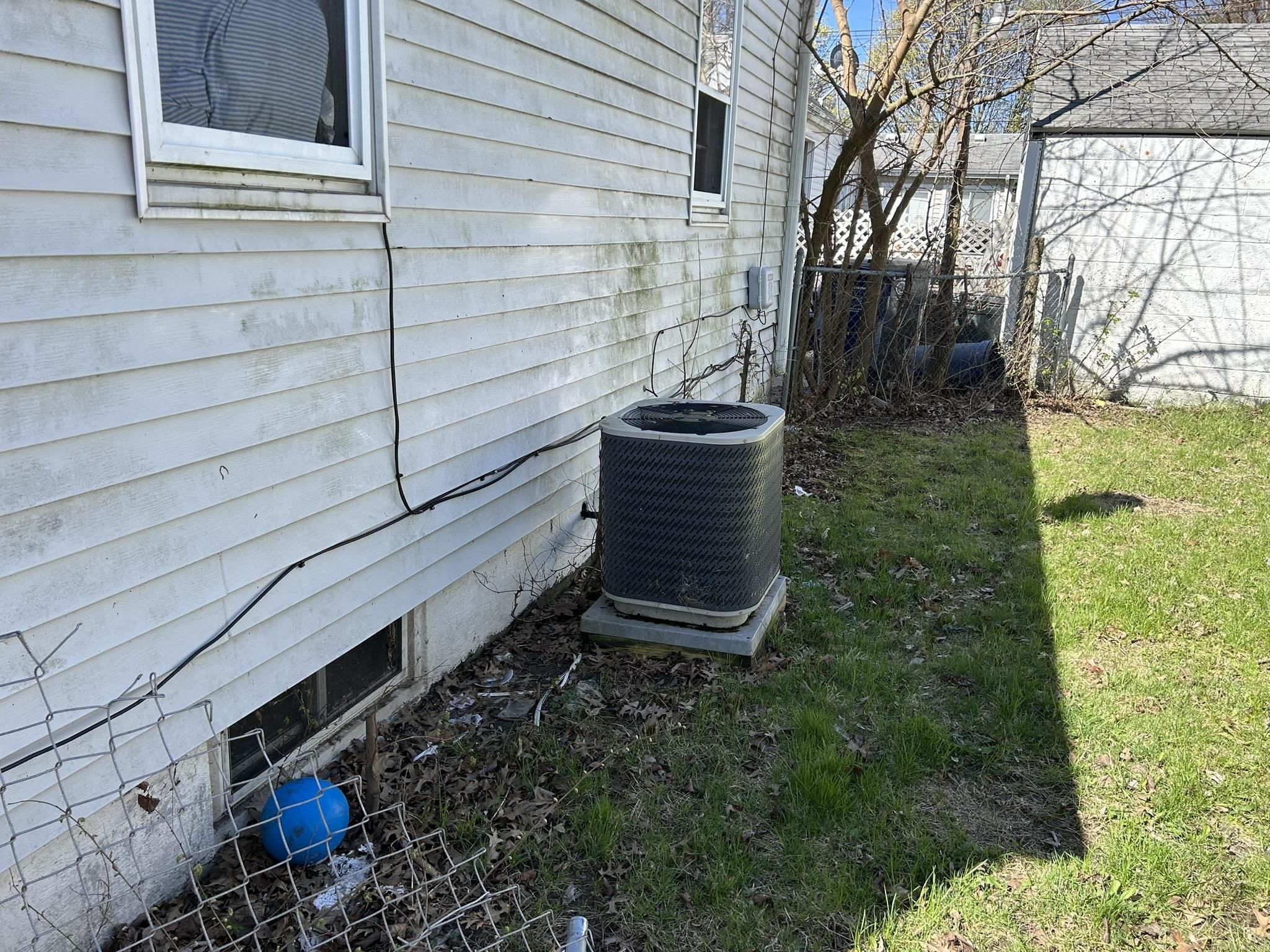 644 Crawford Street, Flint, MI 48507 — Photo 15