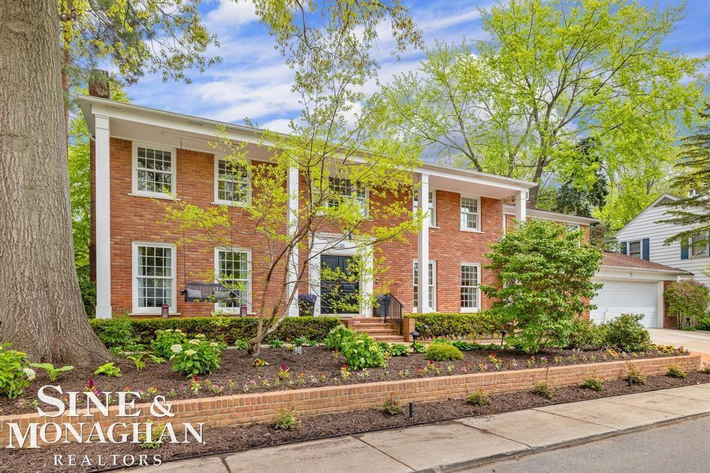 66 Colonial Road, Grosse Pointe Shores, MI 48236 — Photo 2
